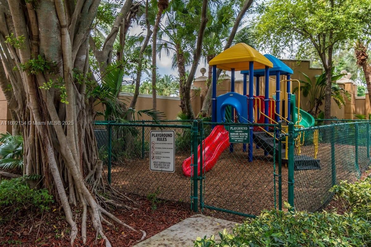 19999 E Country Club Dr #1403, Aventura FL 33180