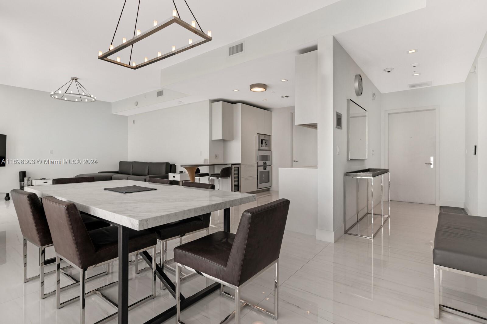 16901 Collins Ave #1402, Sunny Isles Beach FL 33160
