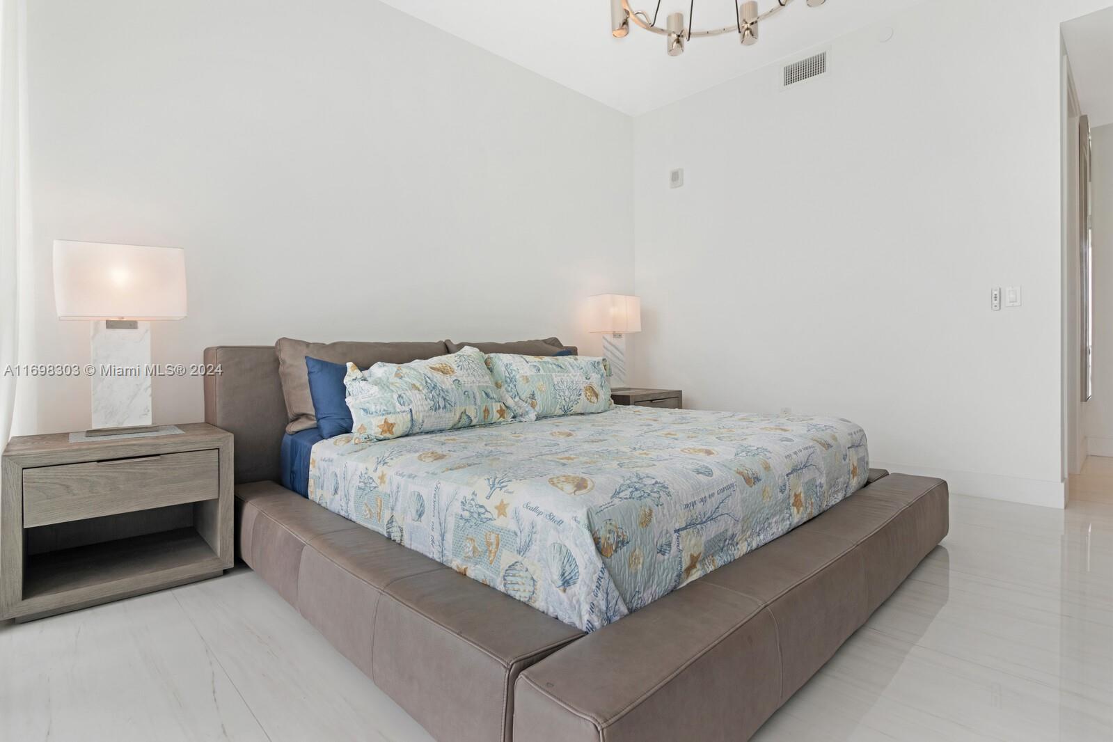 16901 Collins Ave #1402, Sunny Isles Beach FL 33160