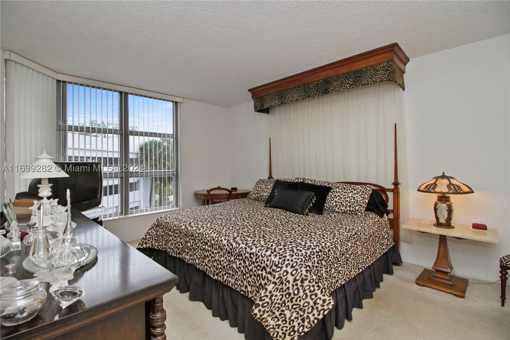 3400 NE 192nd St #307, Aventura FL 33180