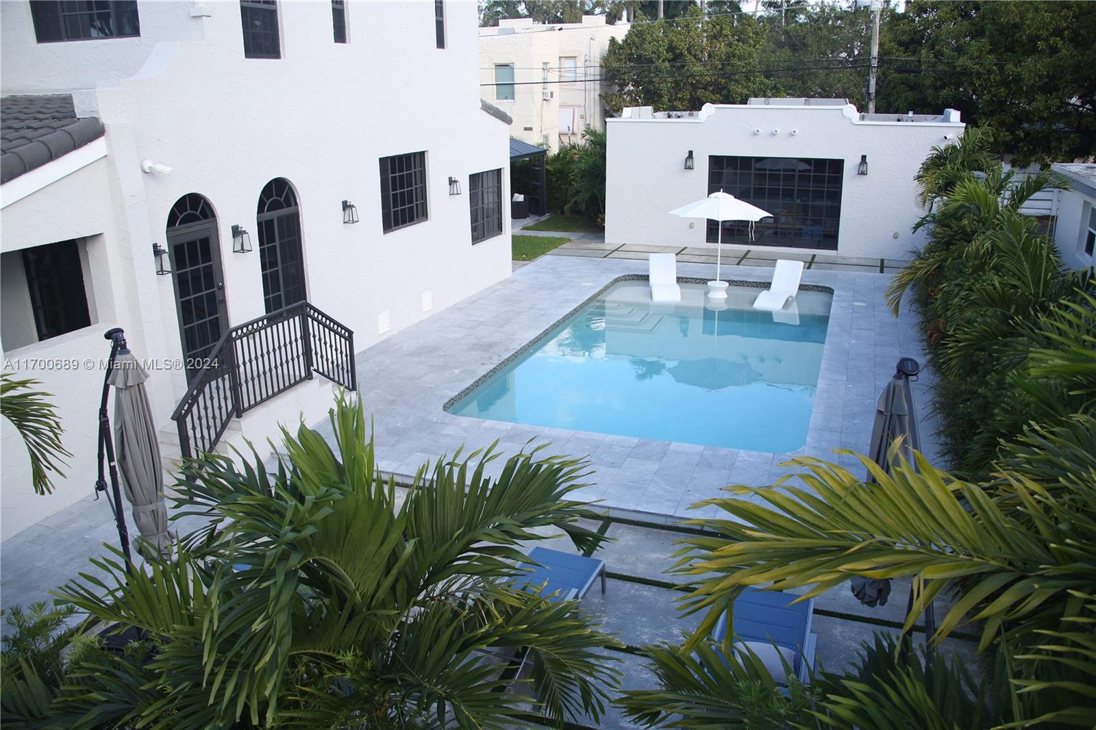 1345 Hollywood Blvd, Hollywood FL 33019