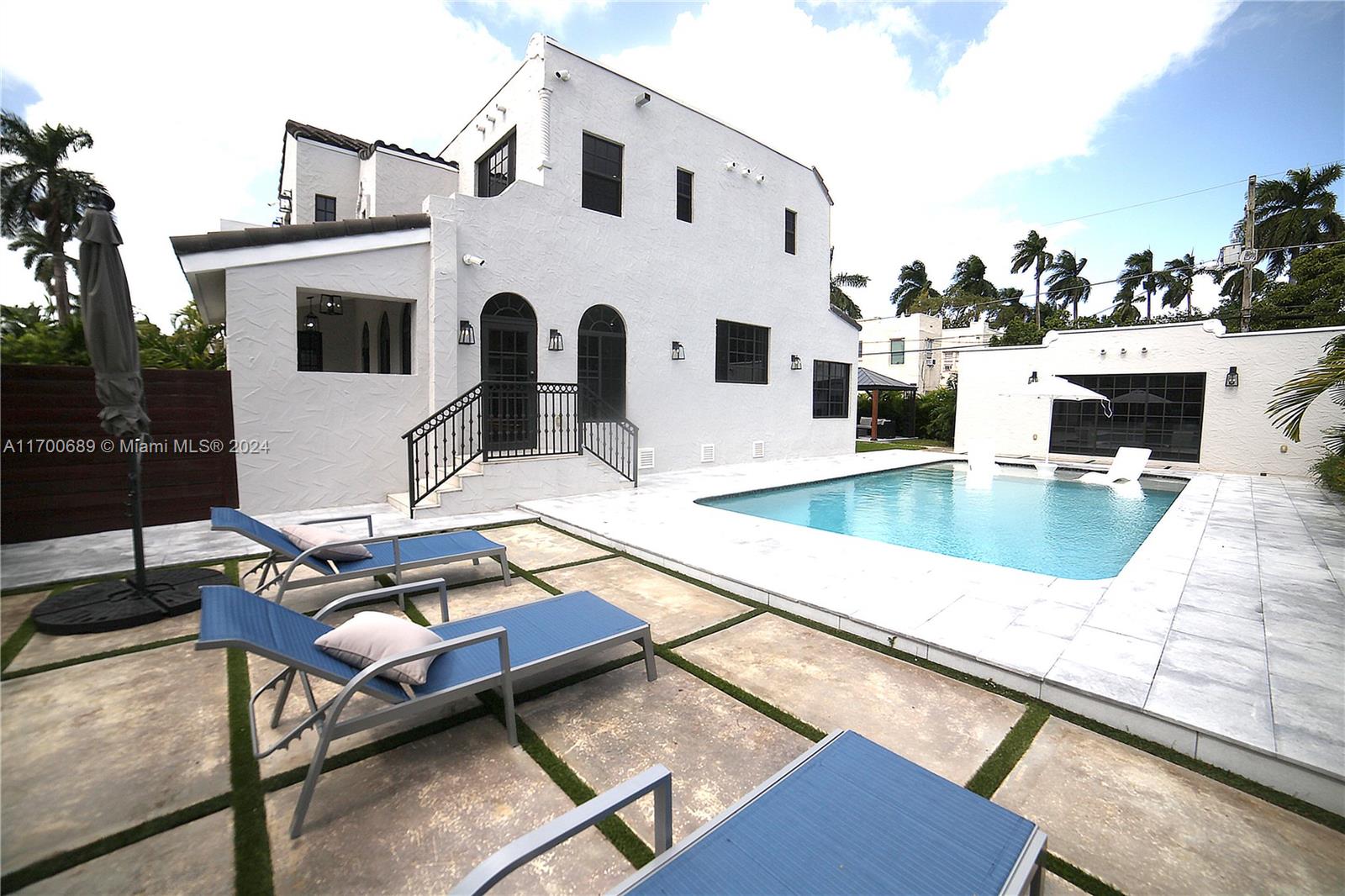 1345 Hollywood Blvd, Hollywood FL 33019