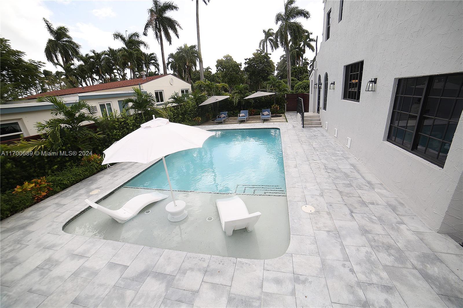1345 Hollywood Blvd, Hollywood FL 33019