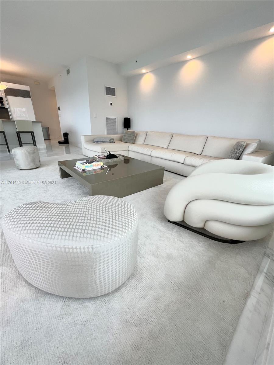 1435 Brickell Ave #3307, Miami FL 33131