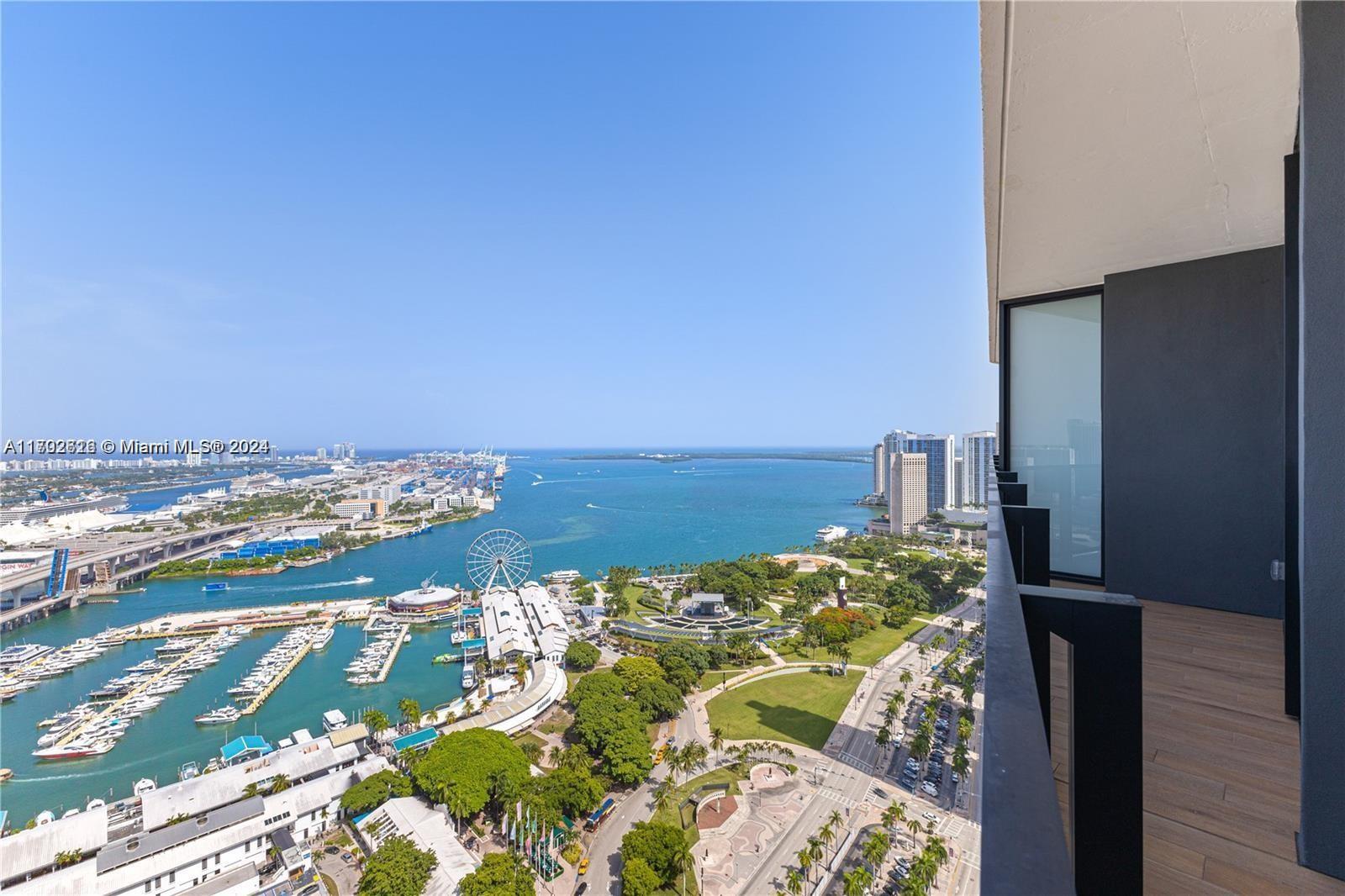 398 NE 5th St #3010, Miami FL 33132