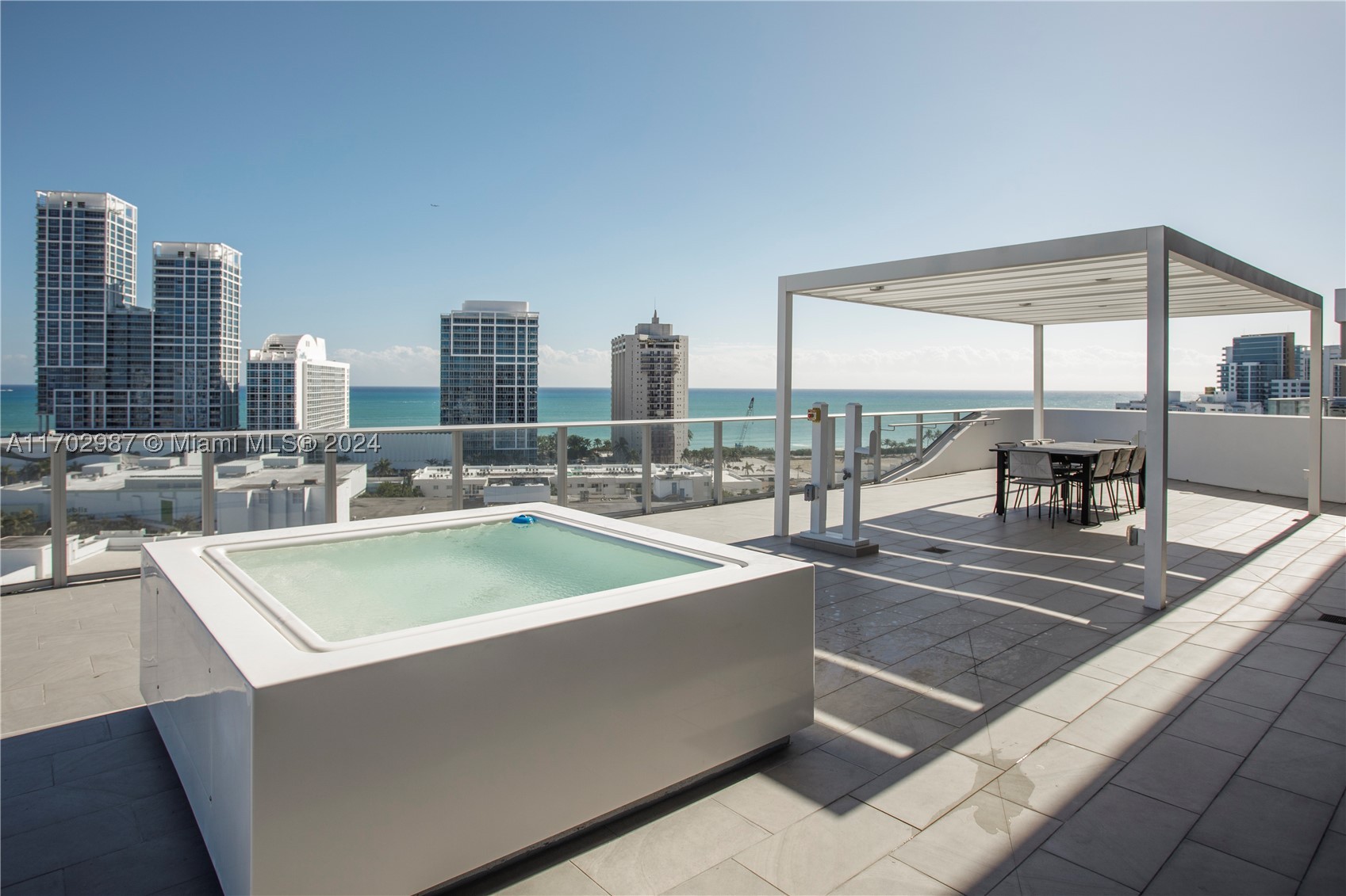 6800 Indian Creek Dr #PH2, Miami Beach FL 33141