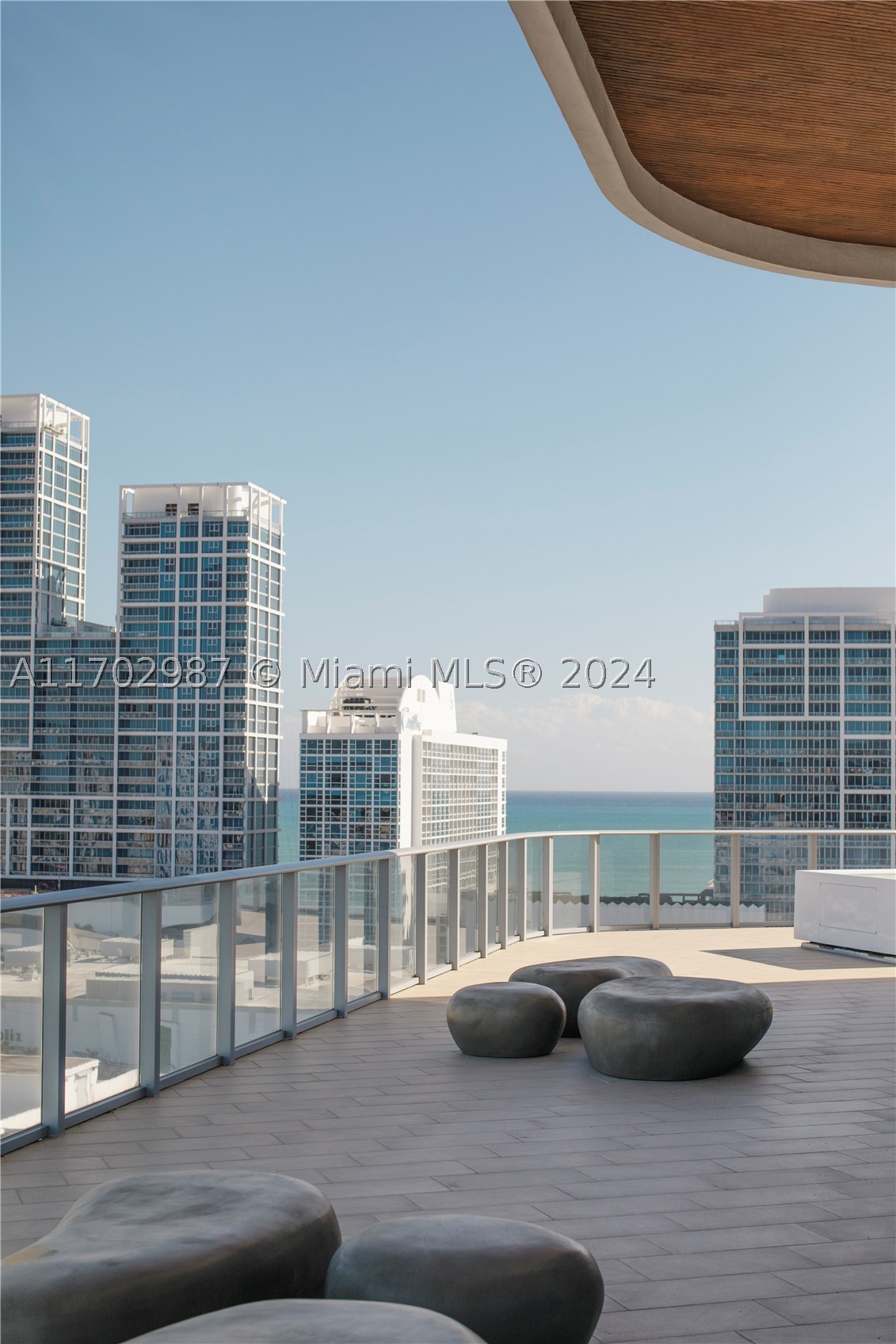 6800 Indian Creek Dr #PH2, Miami Beach FL 33141