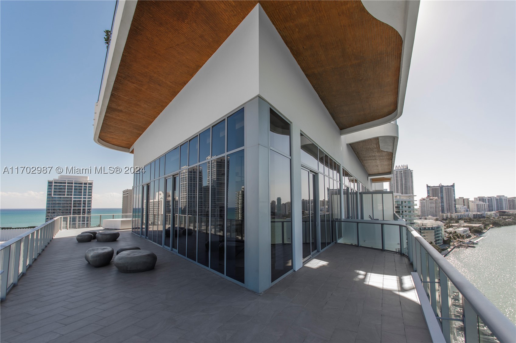 6800 Indian Creek Dr #PH2, Miami Beach FL 33141