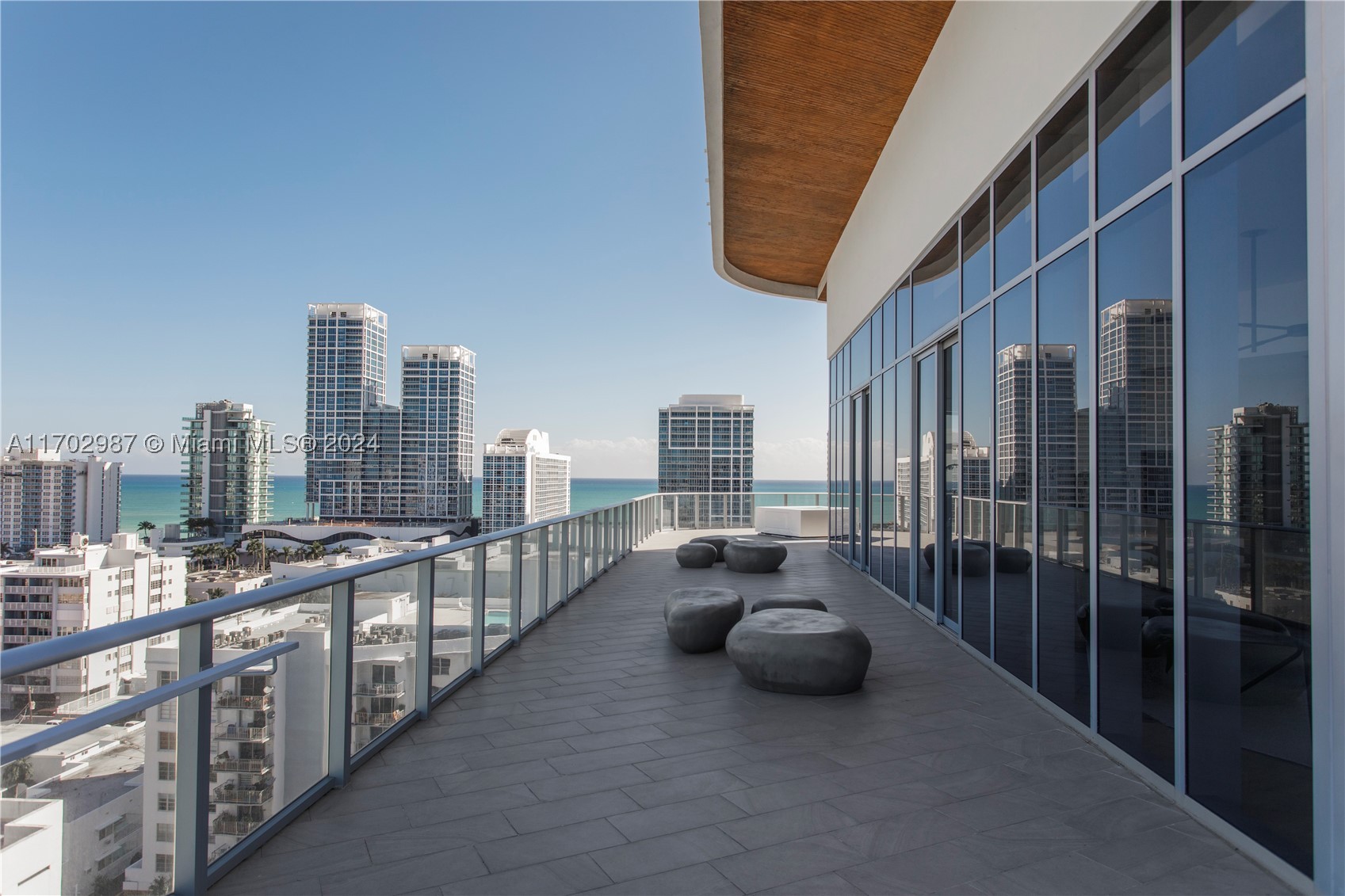 6800 Indian Creek Dr #PH2, Miami Beach FL 33141
