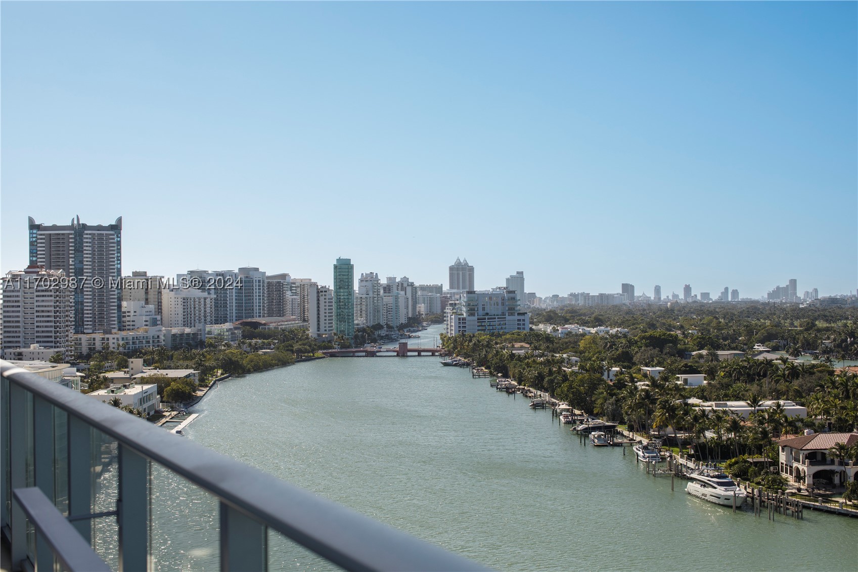 6800 Indian Creek Dr #PH2, Miami Beach FL 33141