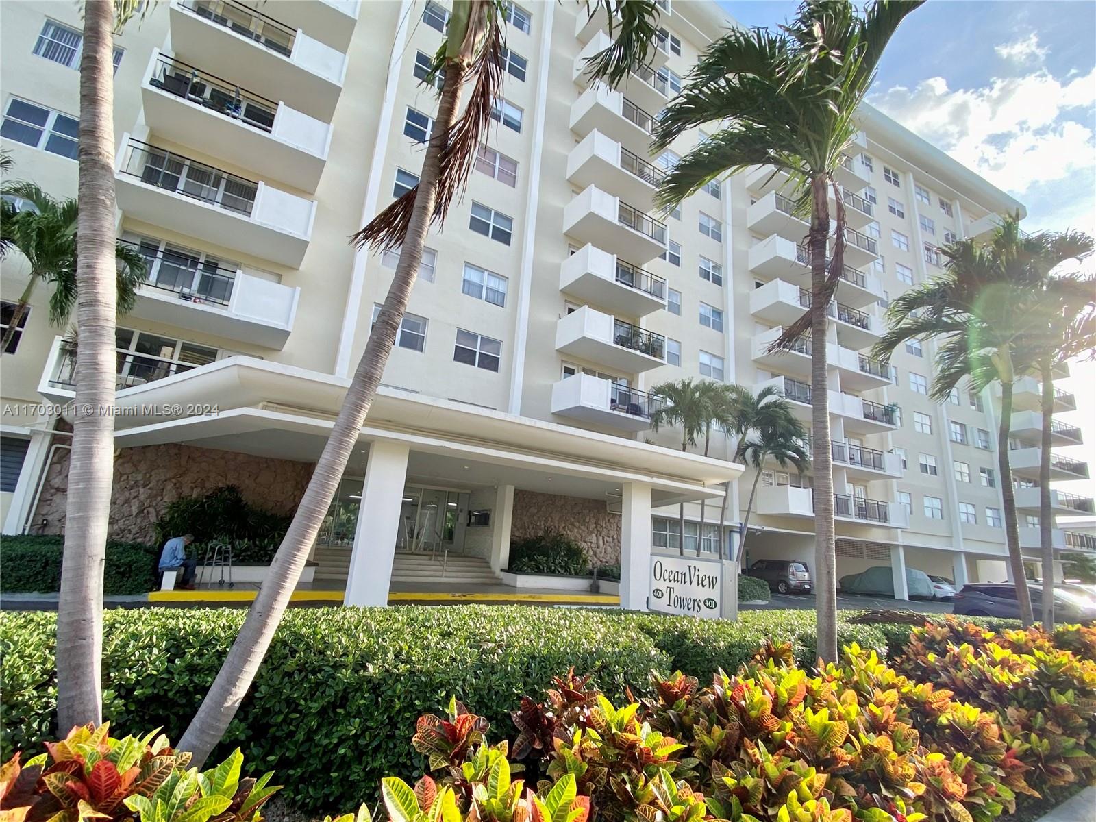 401 Golden Isles Dr #505, Hallandale Beach FL 33009
