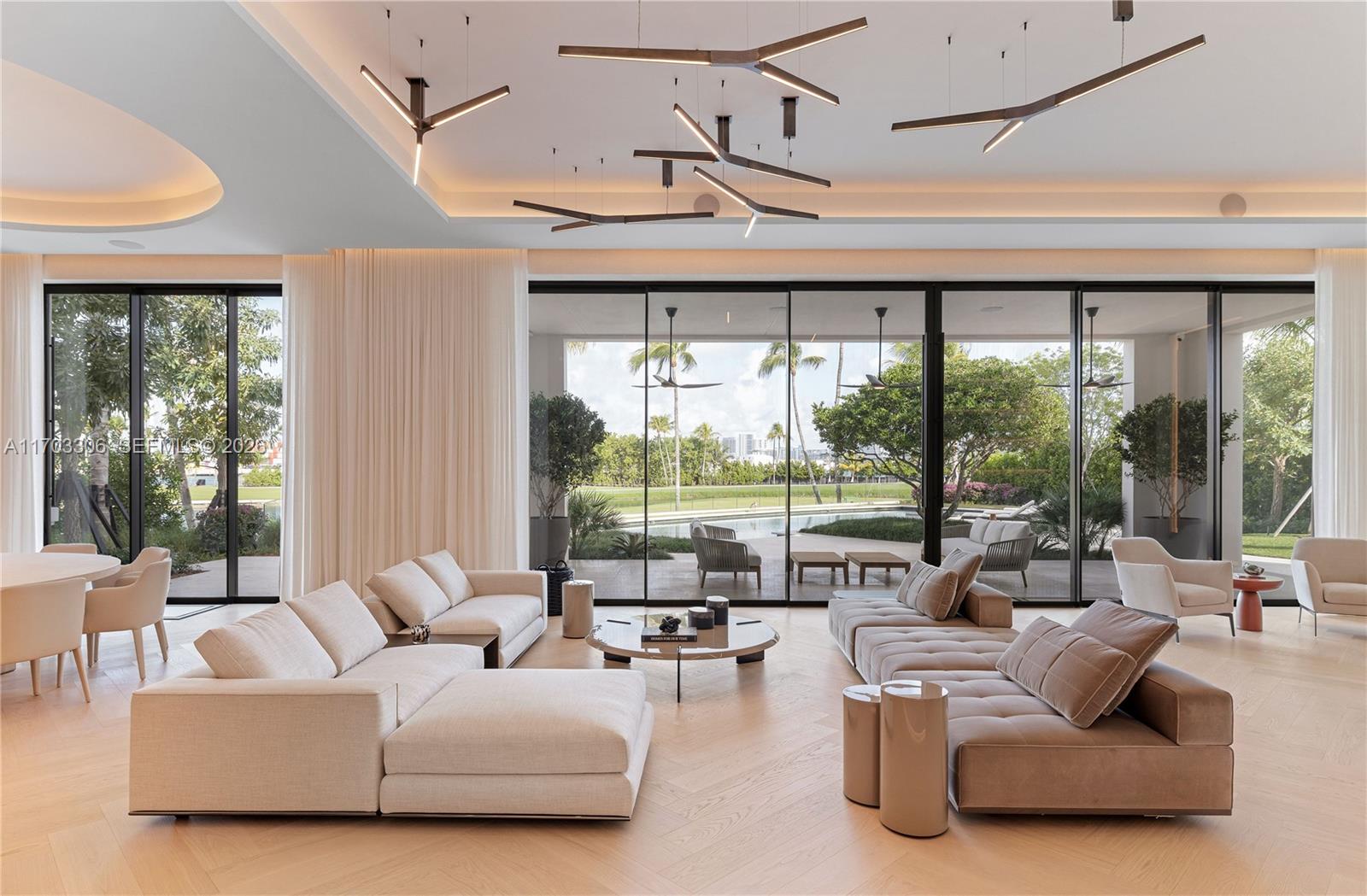 1006 Links Drive, Miami Beach FL 33109