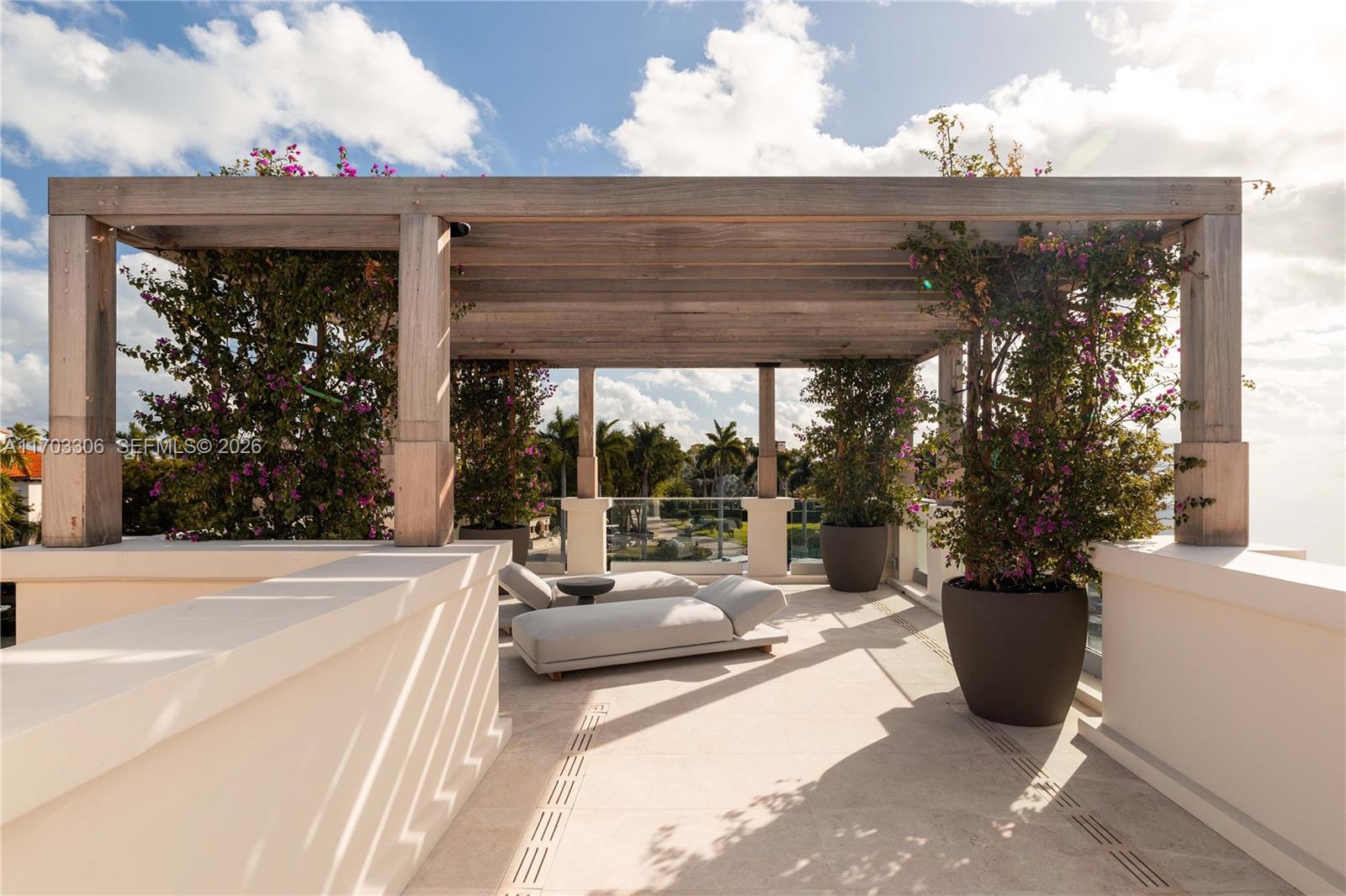 1006 Links Drive, Miami Beach FL 33109