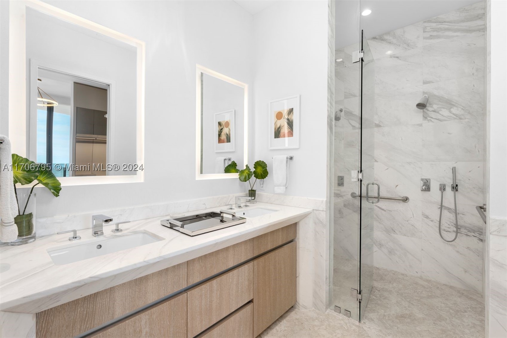 2811 S Bayshore Dr #20BC, Miami FL 33133
