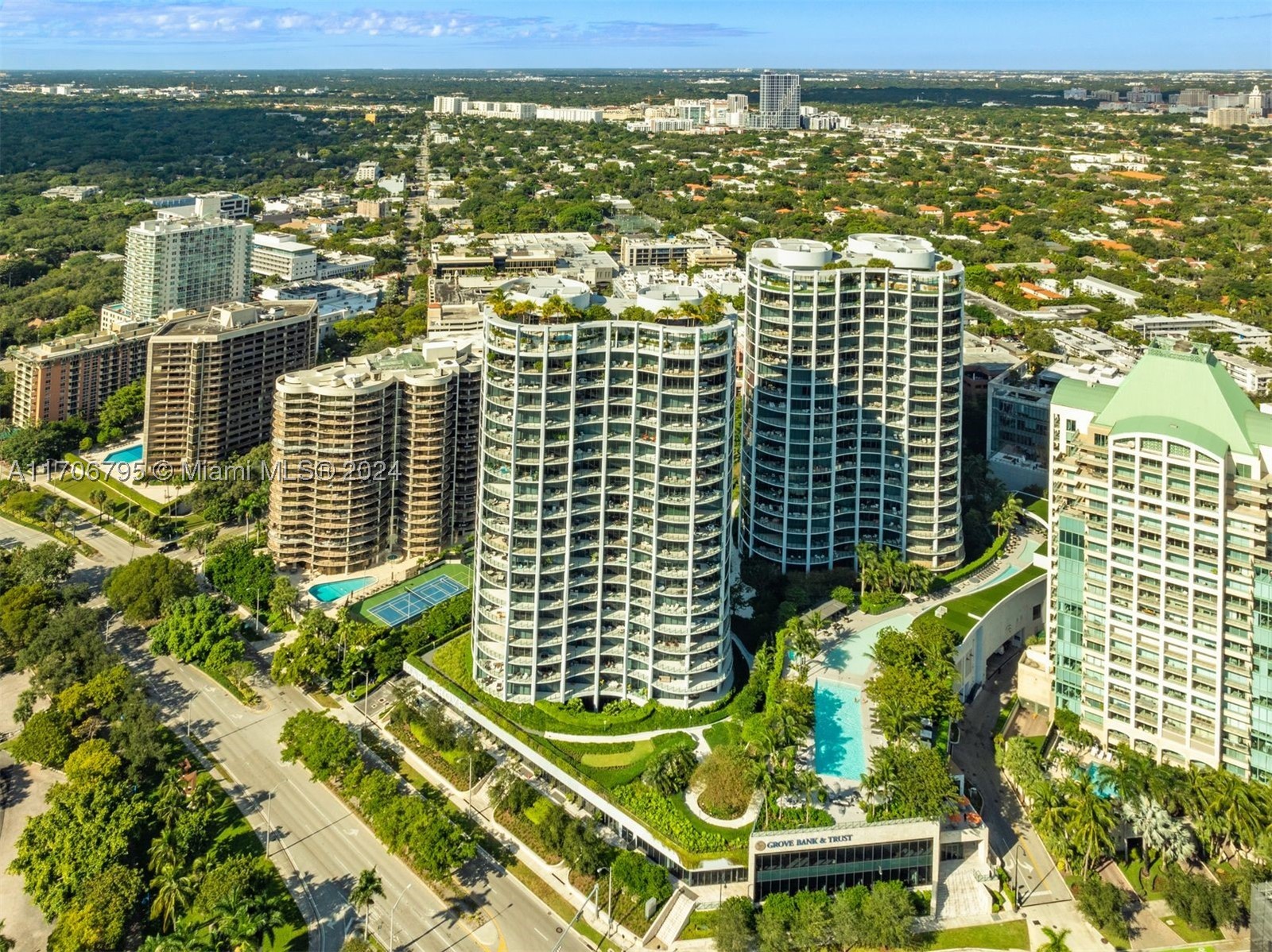 2811 S Bayshore Dr #20BC, Miami FL 33133