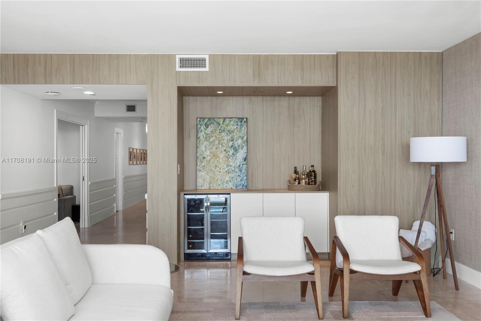 20201 E Country Club Dr #1902, Aventura FL 33180