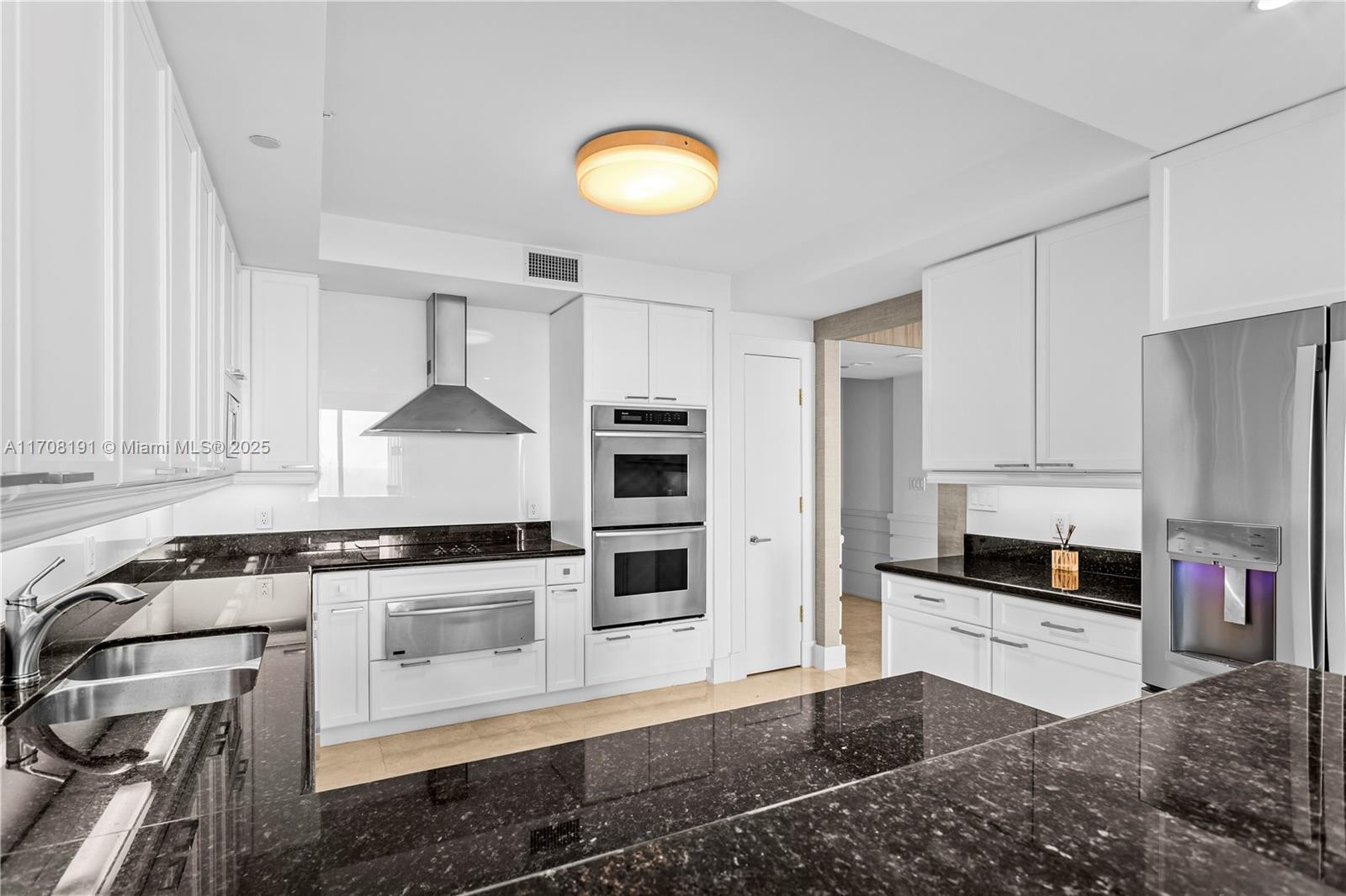 20201 E Country Club Dr #1902, Aventura FL 33180
