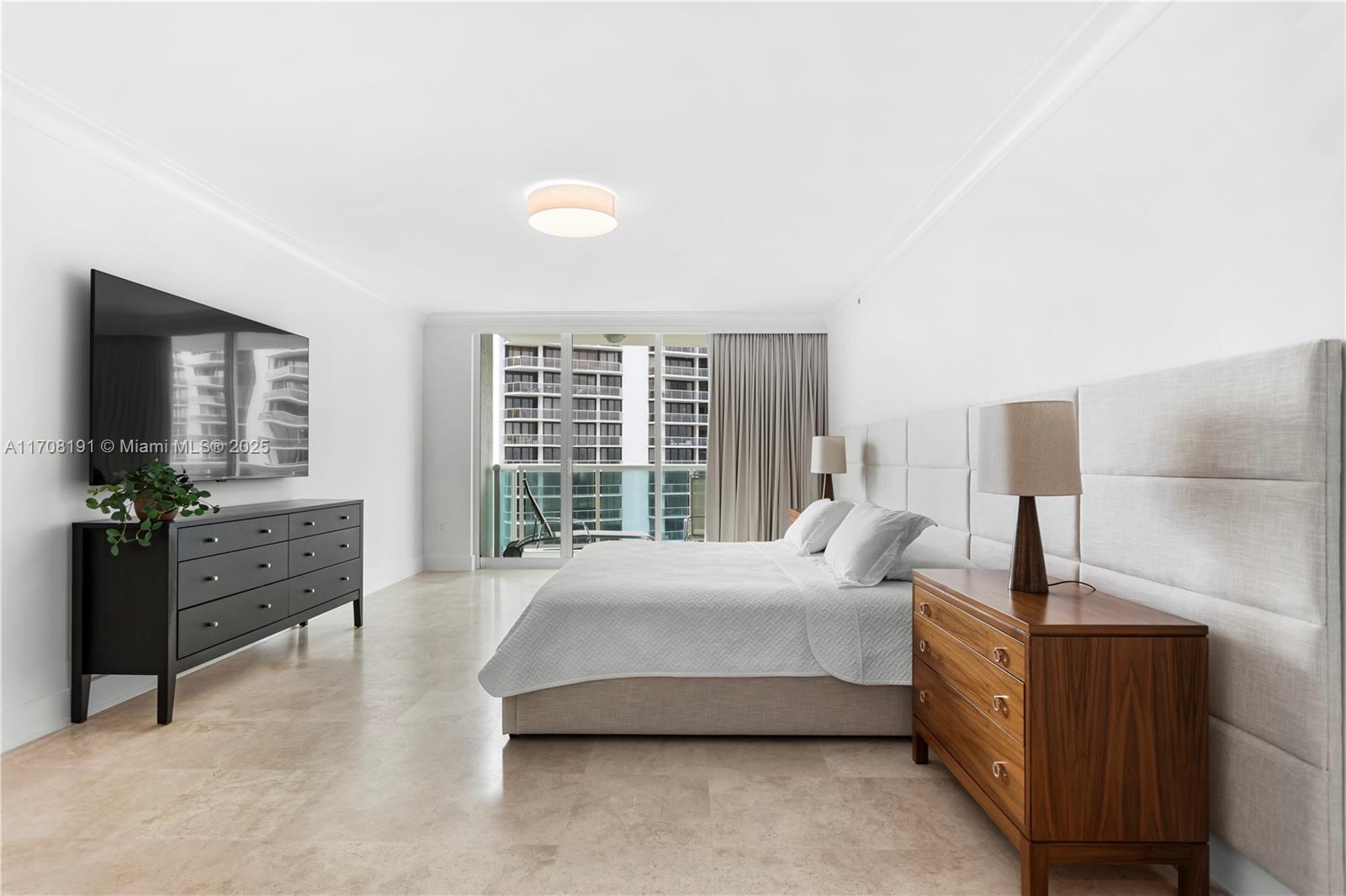 20201 E Country Club Dr #1902, Aventura FL 33180