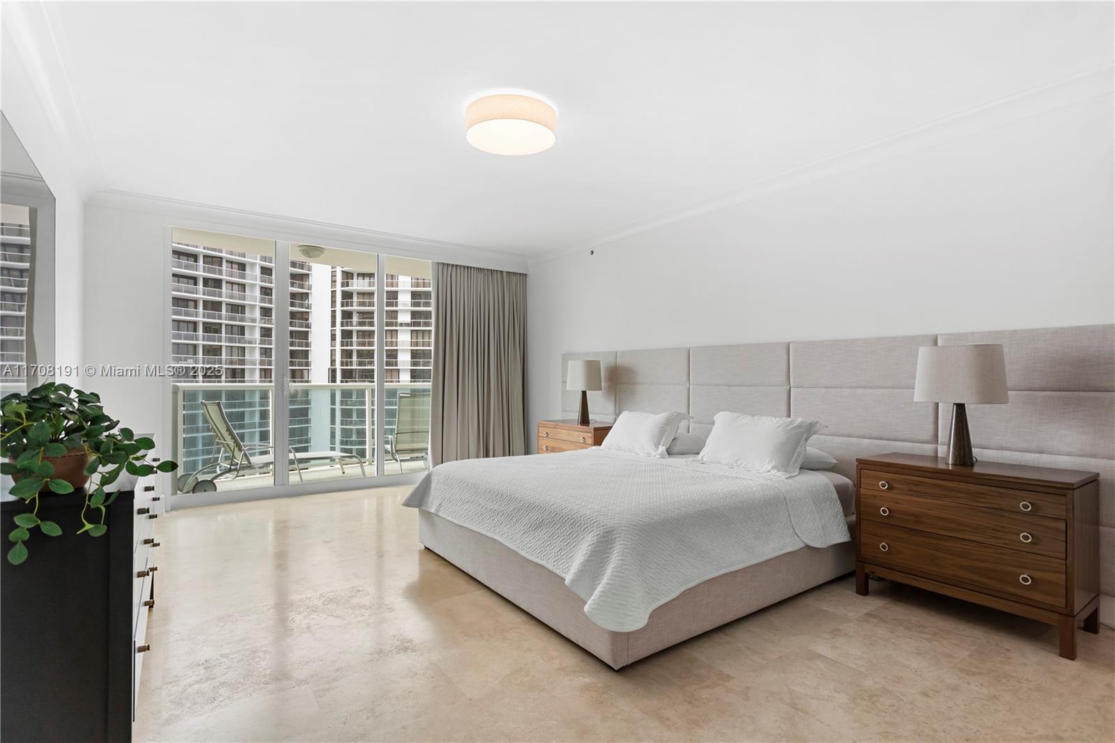 20201 E Country Club Dr #1902, Aventura FL 33180