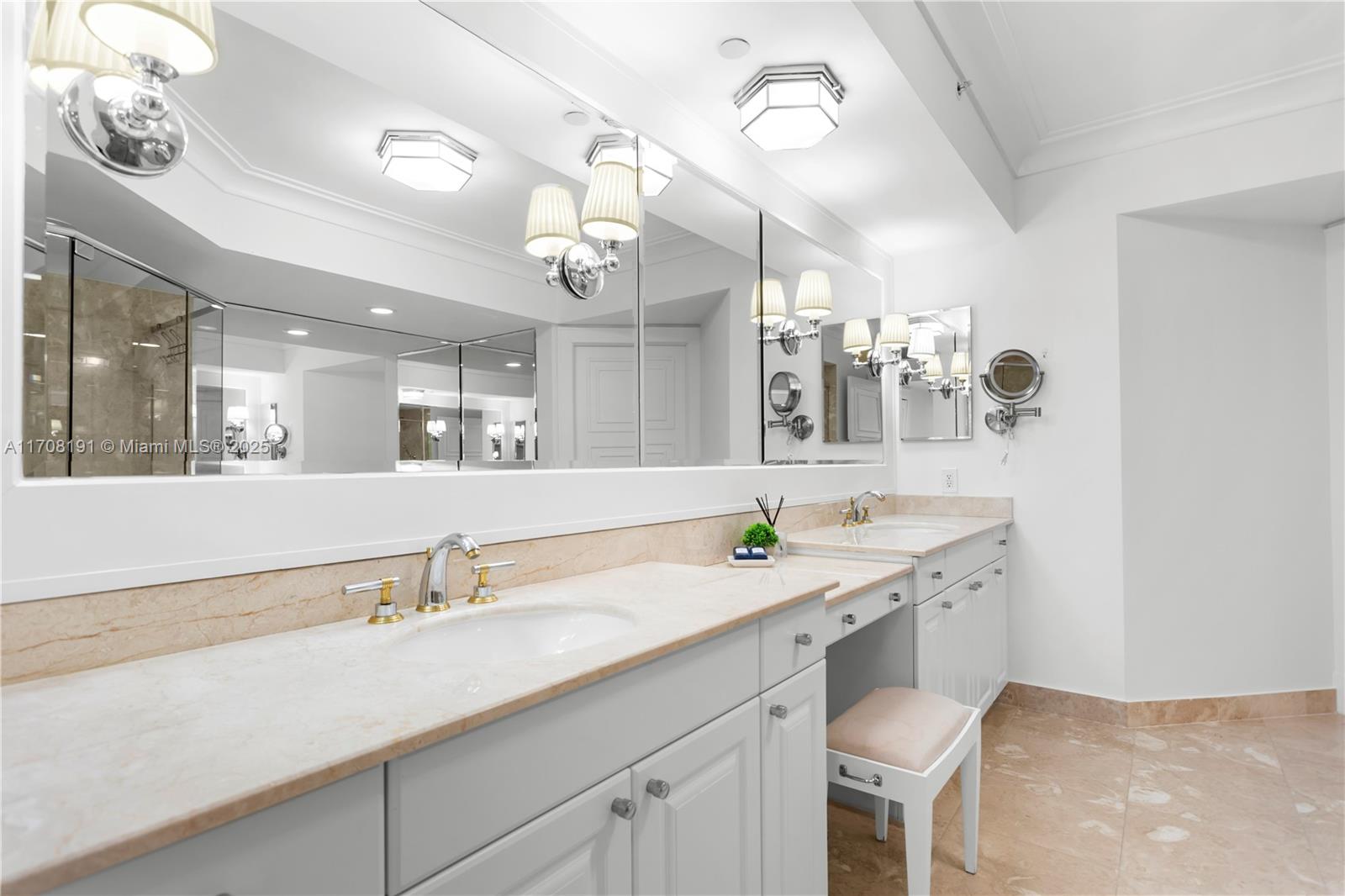 20201 E Country Club Dr #1902, Aventura FL 33180