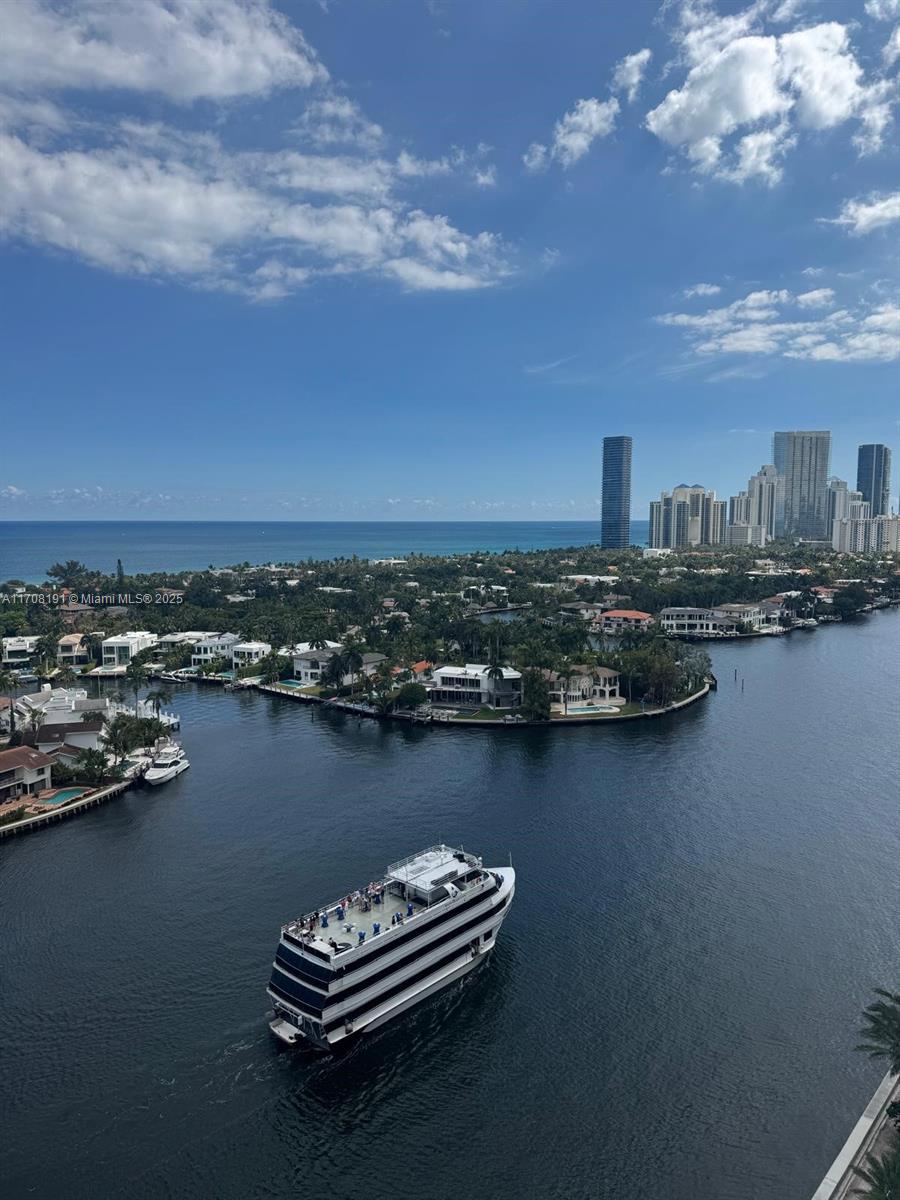 20201 E Country Club Dr #1902, Aventura FL 33180