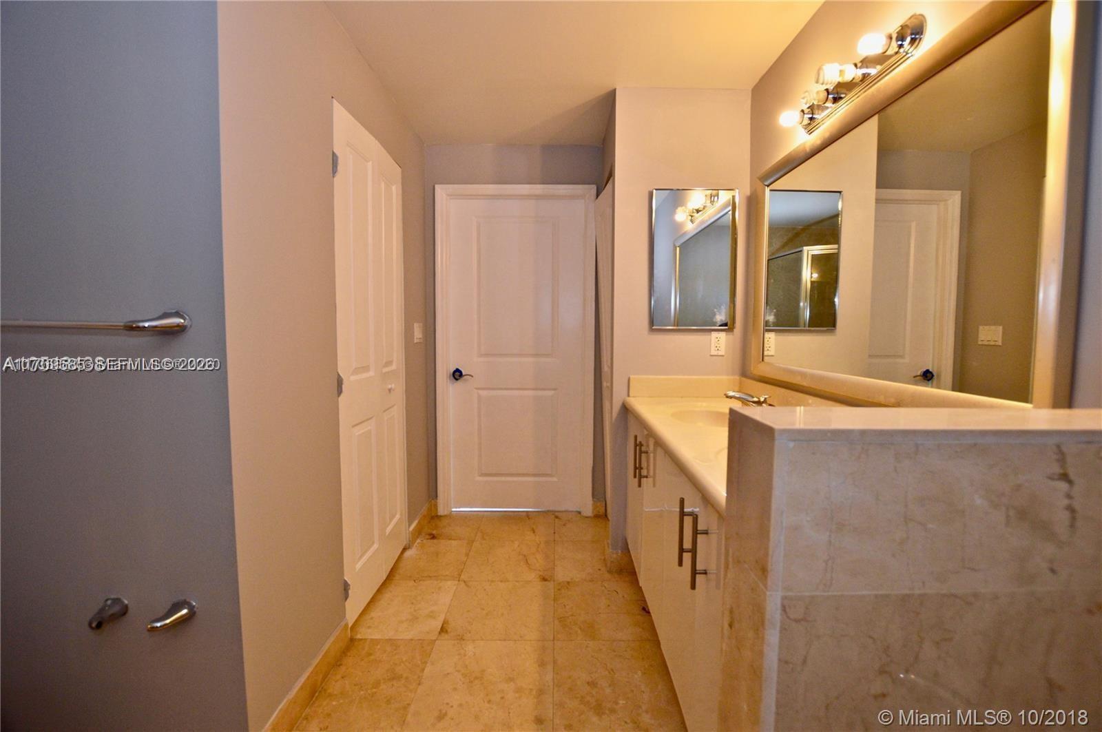 7900 Harbor Island Dr #806, North Bay Village FL 33141