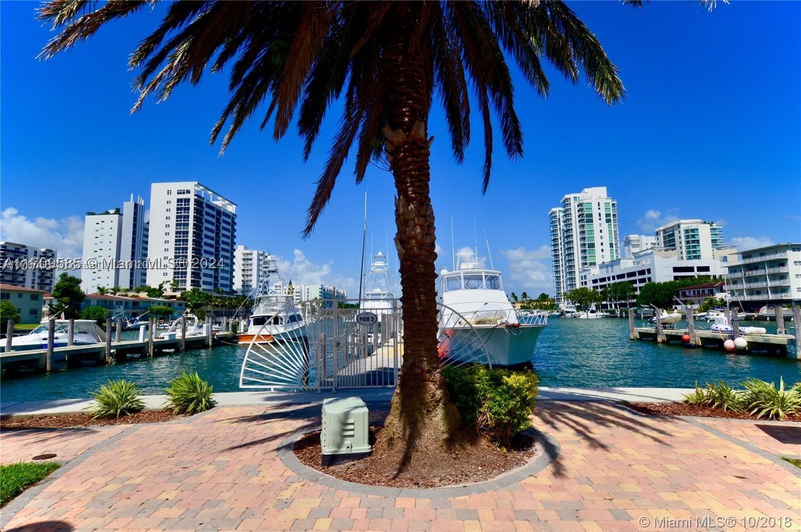 7900 Harbor Island Dr #806, North Bay Village FL 33141