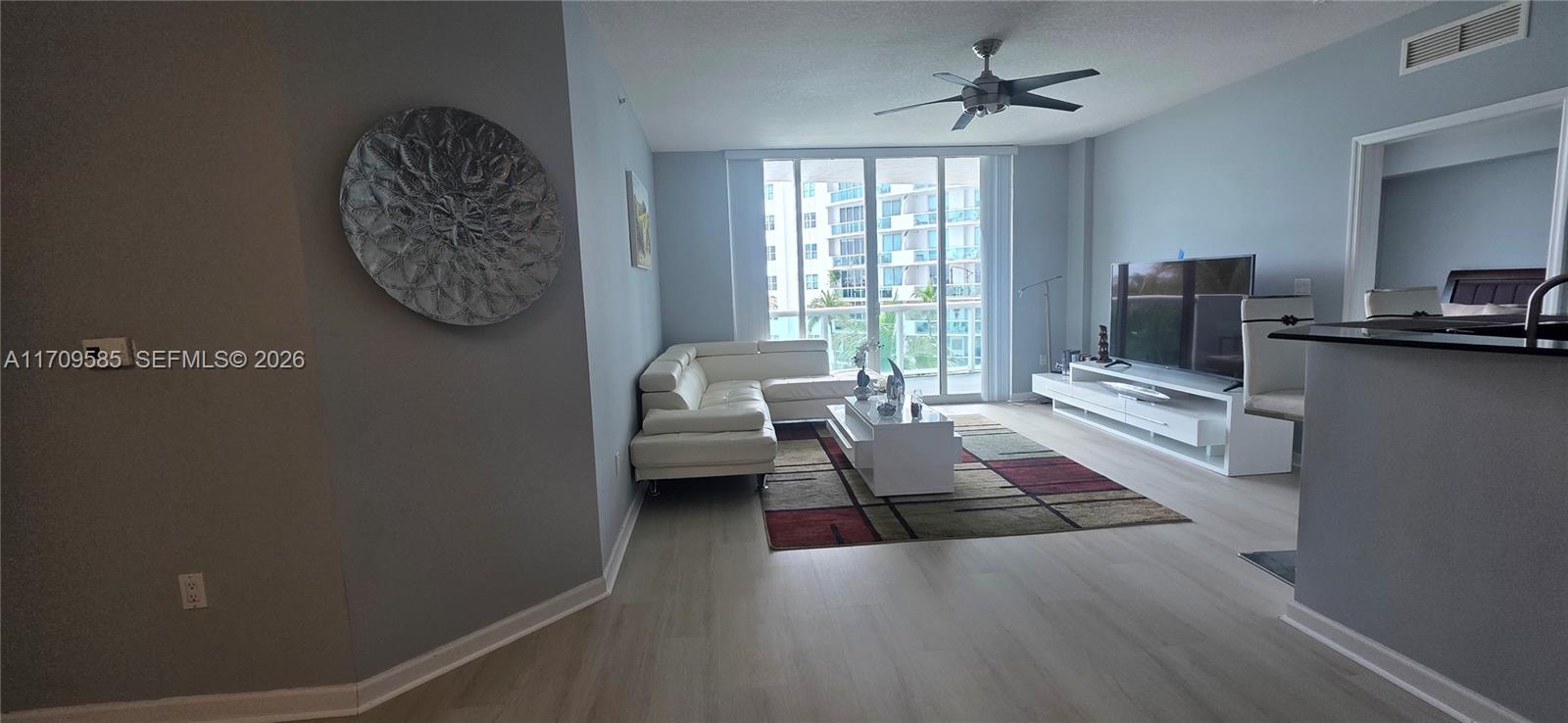 7900 Harbor Island Dr #806, North Bay Village FL 33141