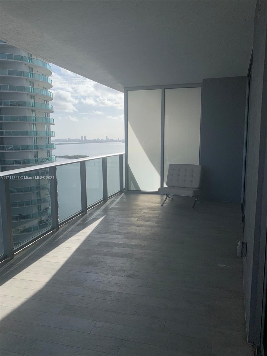 488 NE 18th St #2705, Miami FL 33132