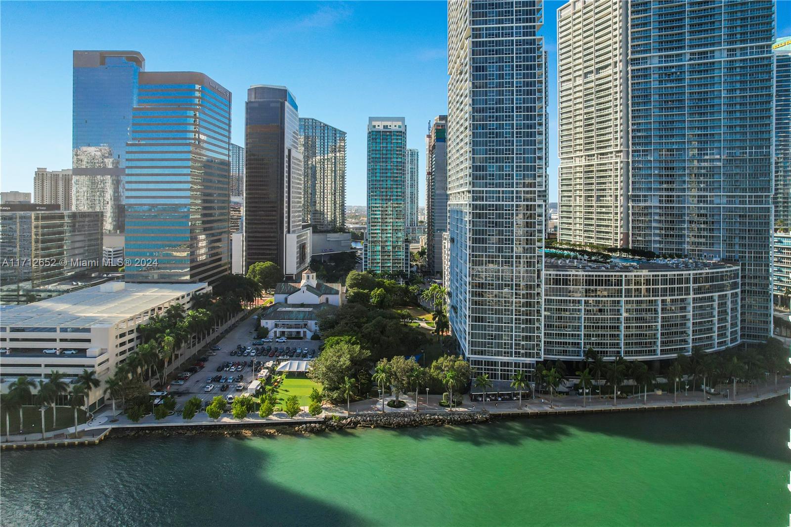 55 SE 6th St #3407, Miami FL 33131