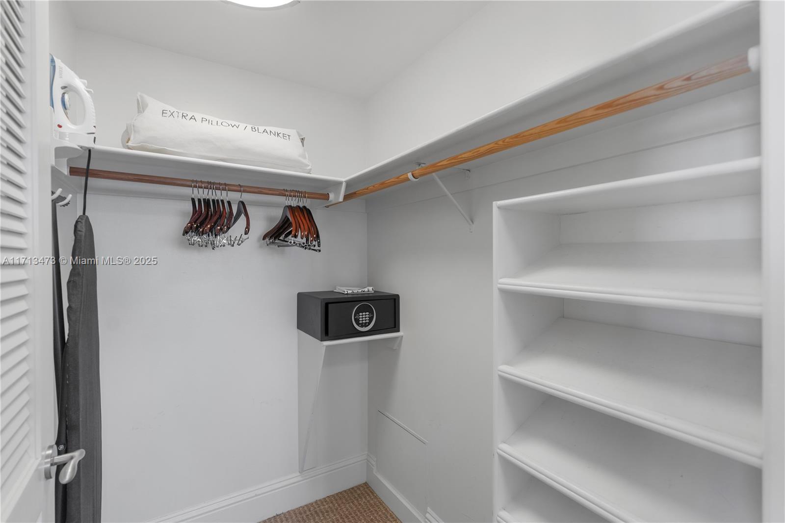 4401 Collins Ave #1015/1017, Miami Beach FL 33140