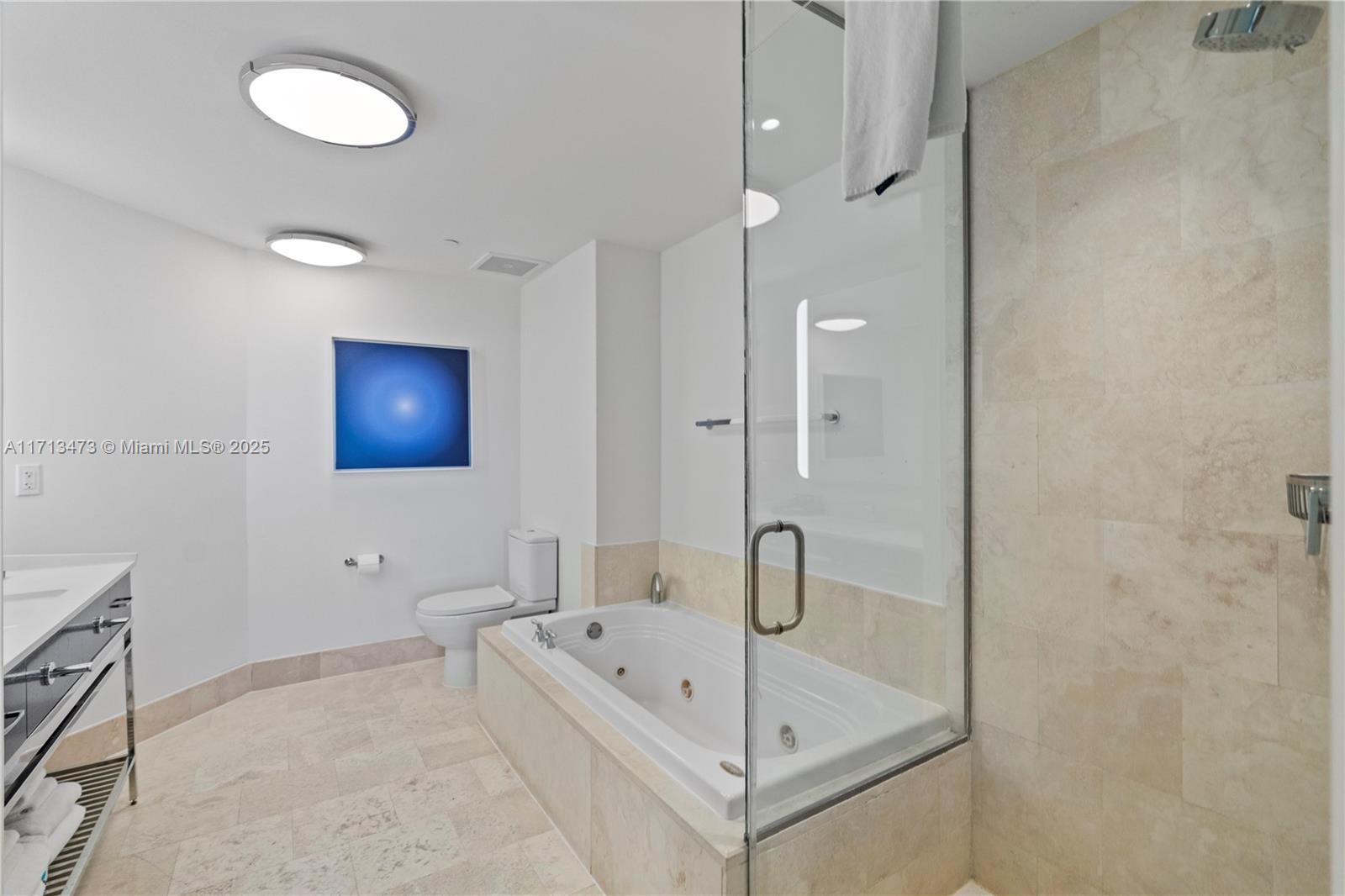 4401 Collins Ave #1015/1017, Miami Beach FL 33140
