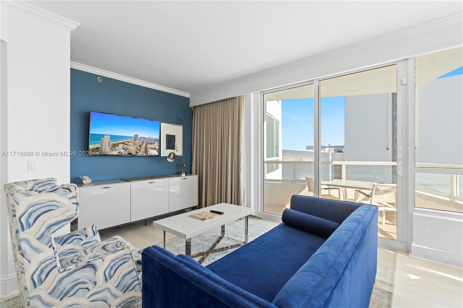 4401 Collins Ave #2104, Miami Beach FL 33140