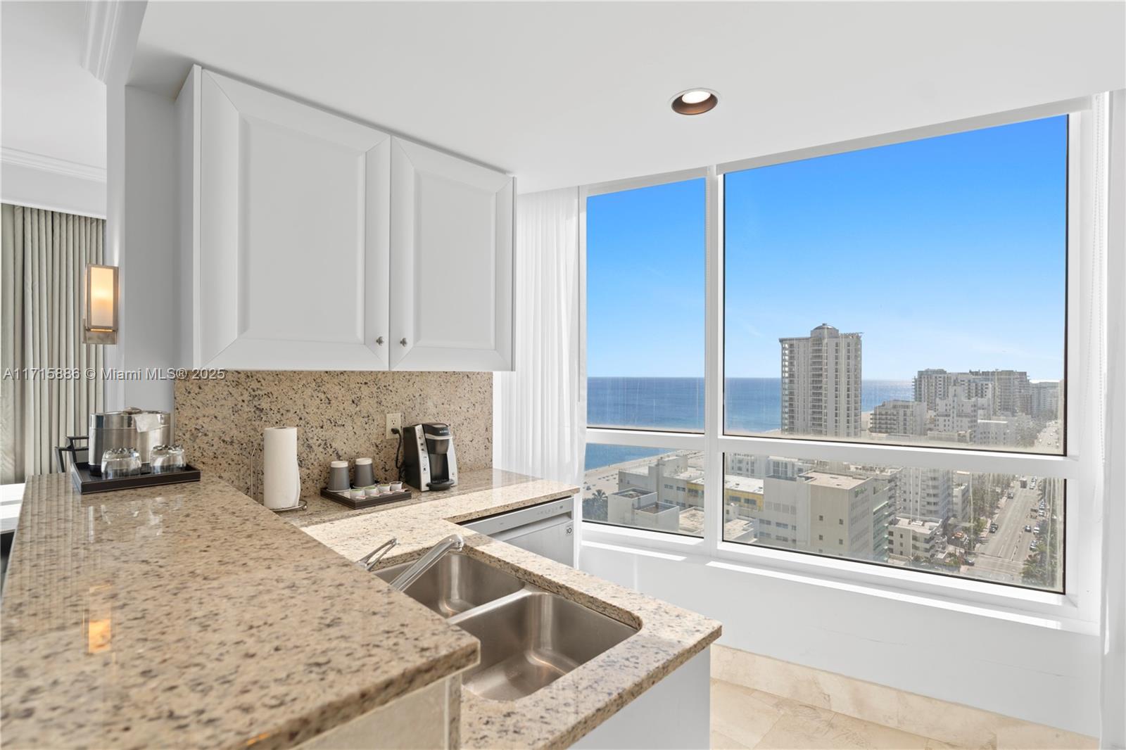 4401 Collins Ave #2104, Miami Beach FL 33140