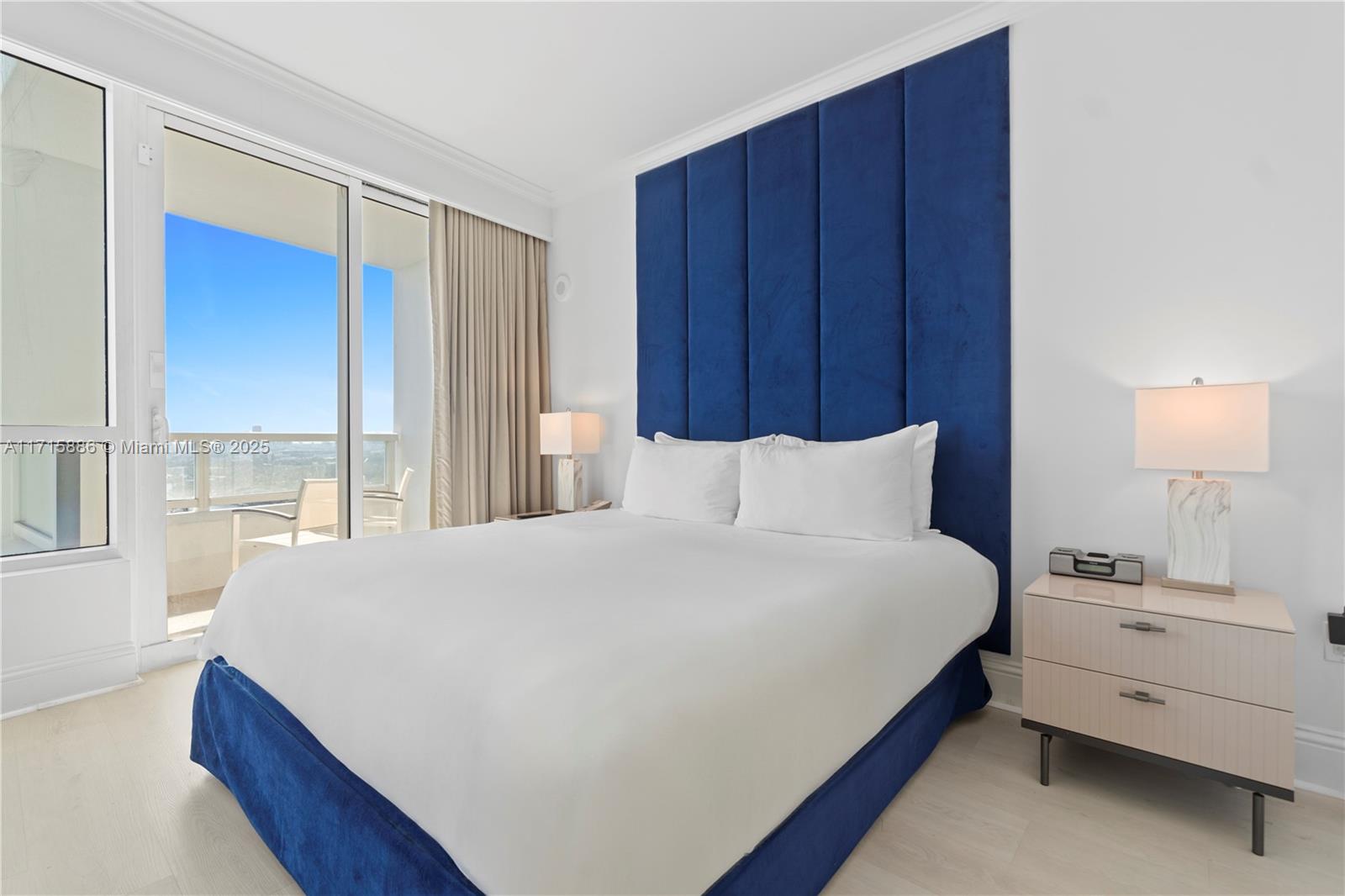 4401 Collins Ave #2104, Miami Beach FL 33140