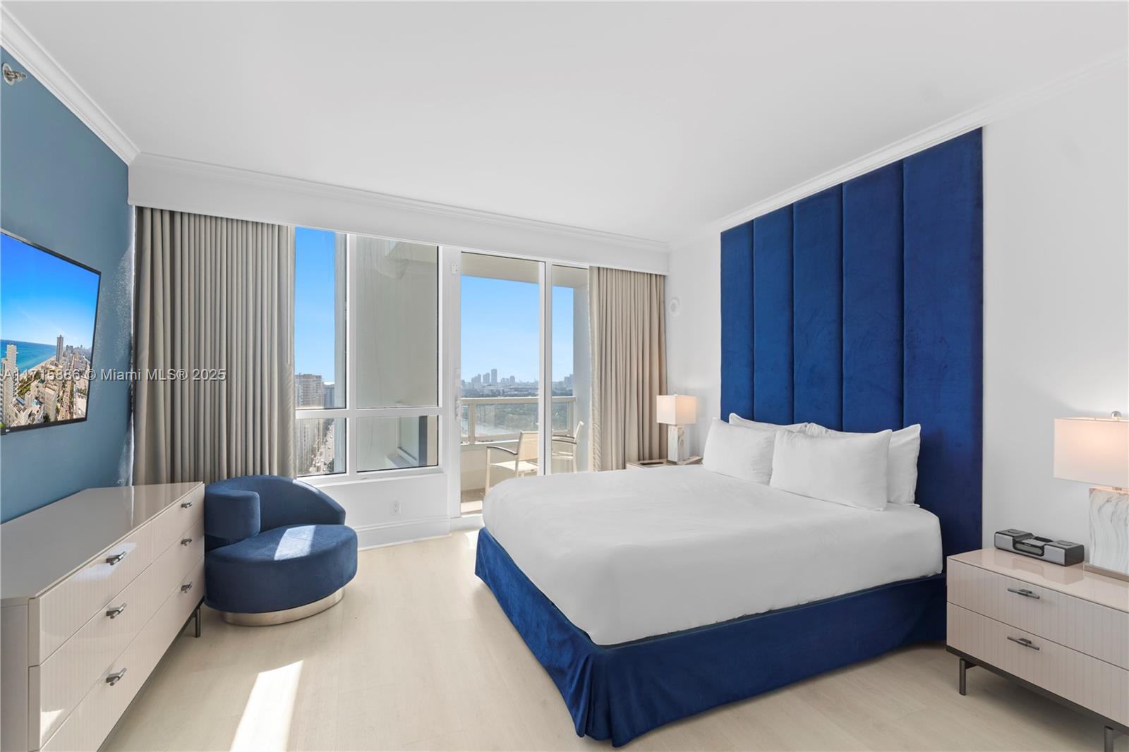 4401 Collins Ave #2104, Miami Beach FL 33140