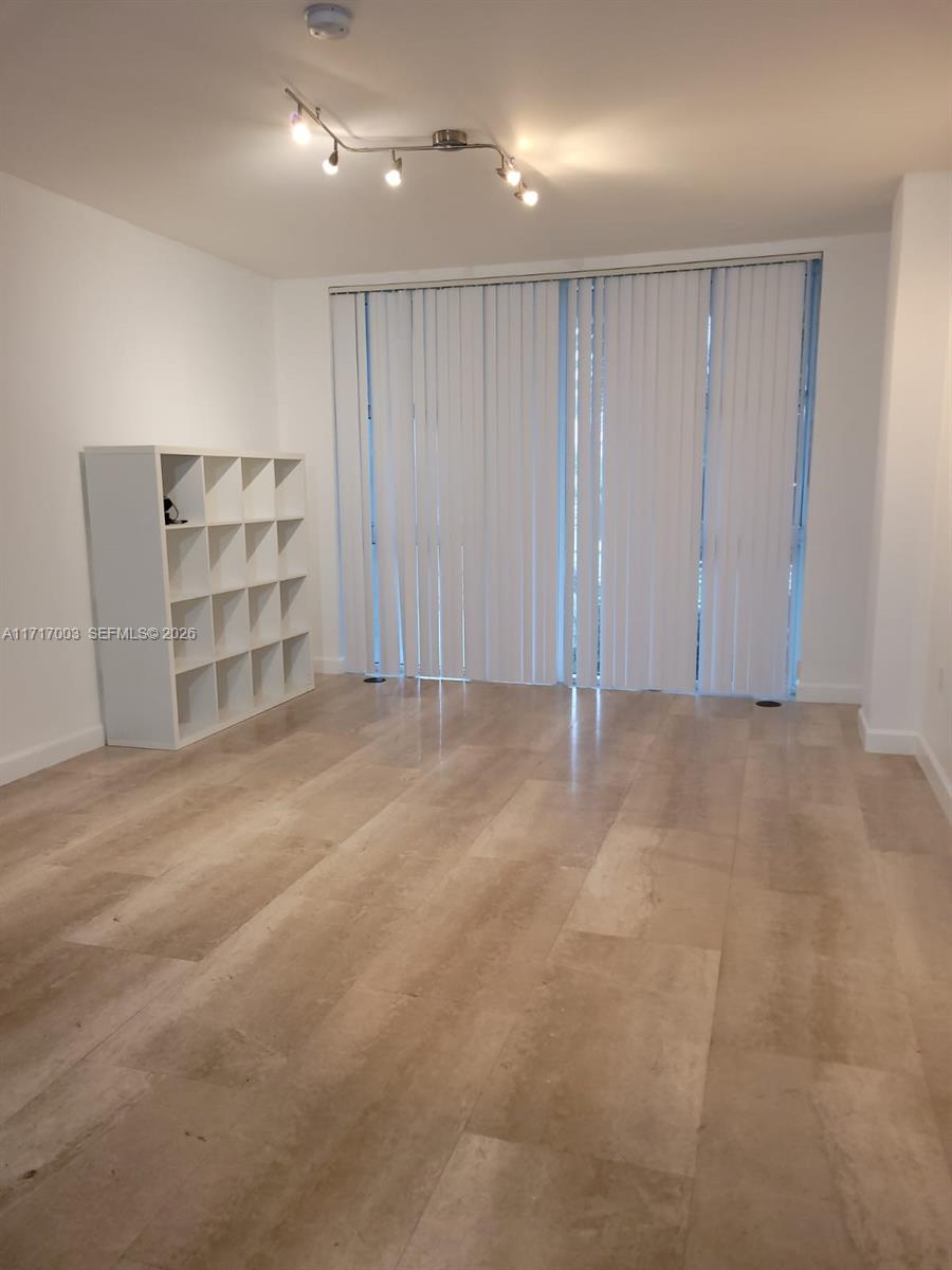 10275 Collins Ave #111, Bal Harbour FL 33154