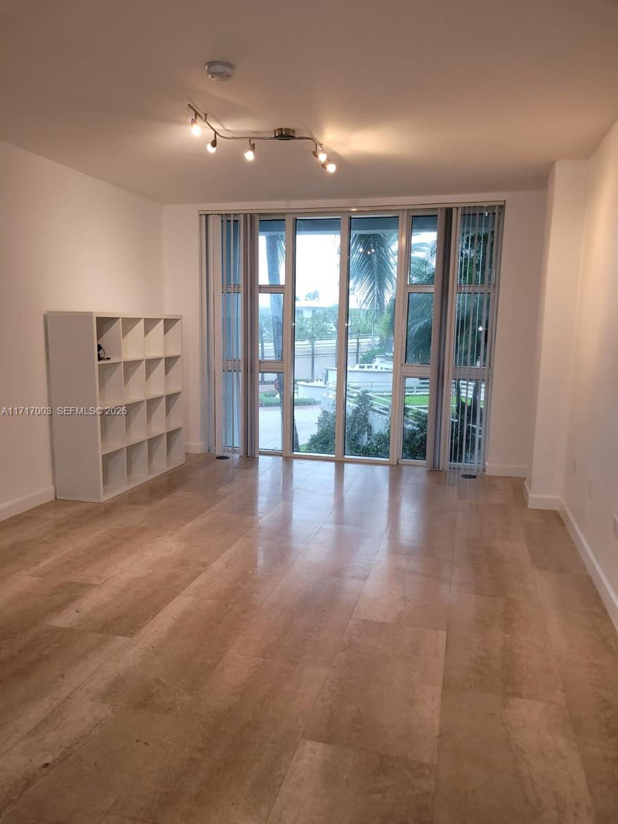 10275 Collins Ave #111, Bal Harbour FL 33154