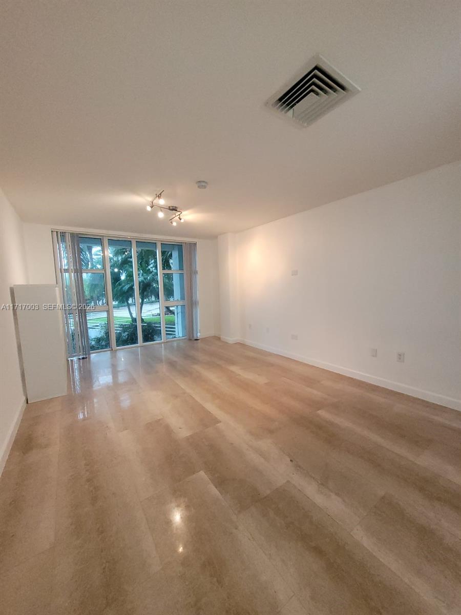 10275 Collins Ave #111, Bal Harbour FL 33154