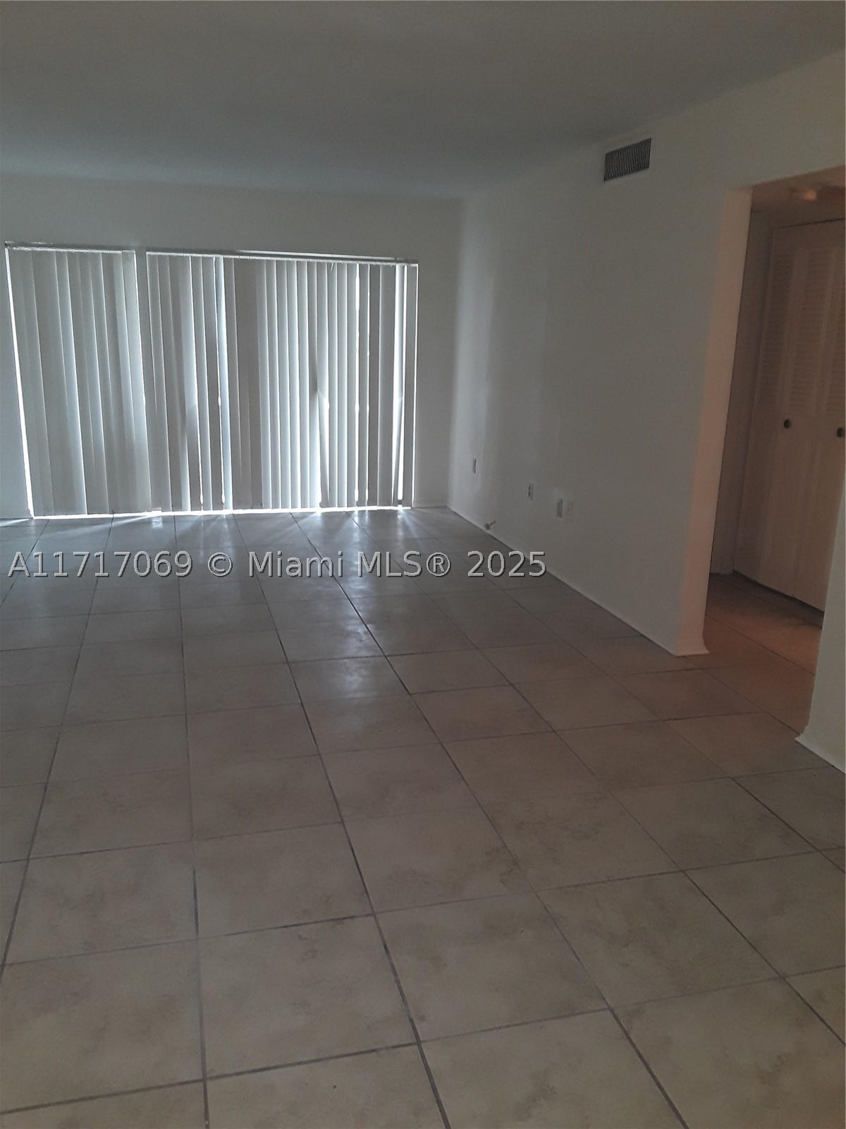 8267 SW 128th St #105, Pinecrest FL 33156