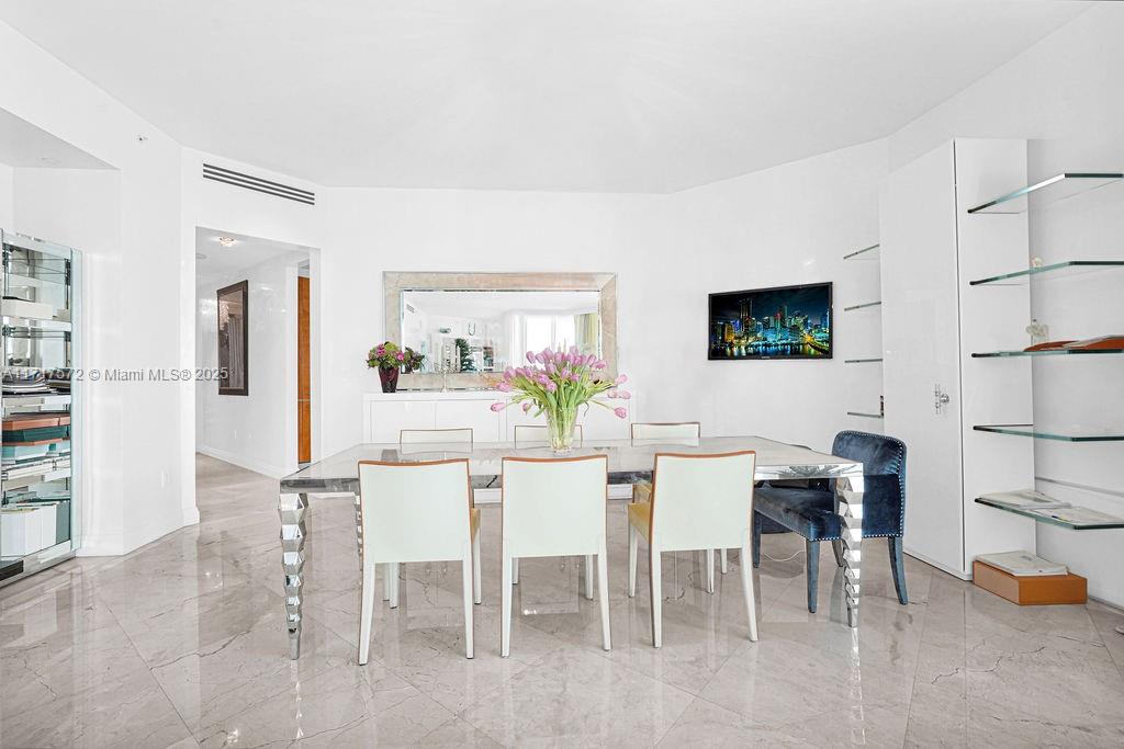 16051 Collins Ave #1004, Sunny Isles Beach FL 33160