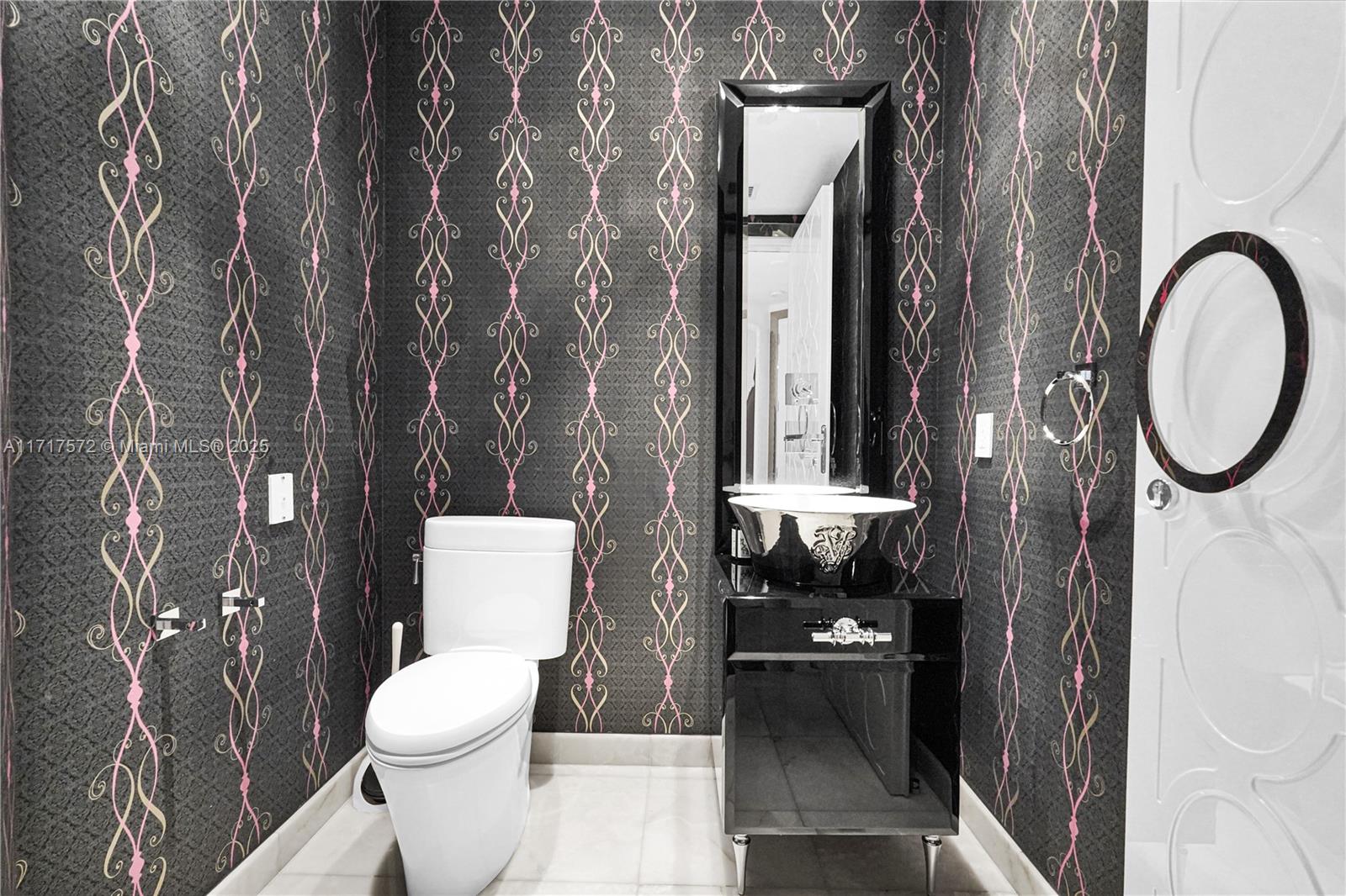 16051 Collins Ave #1004, Sunny Isles Beach FL 33160