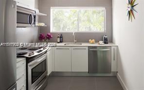 1816 Meridian Ave #13, Miami Beach FL 33139