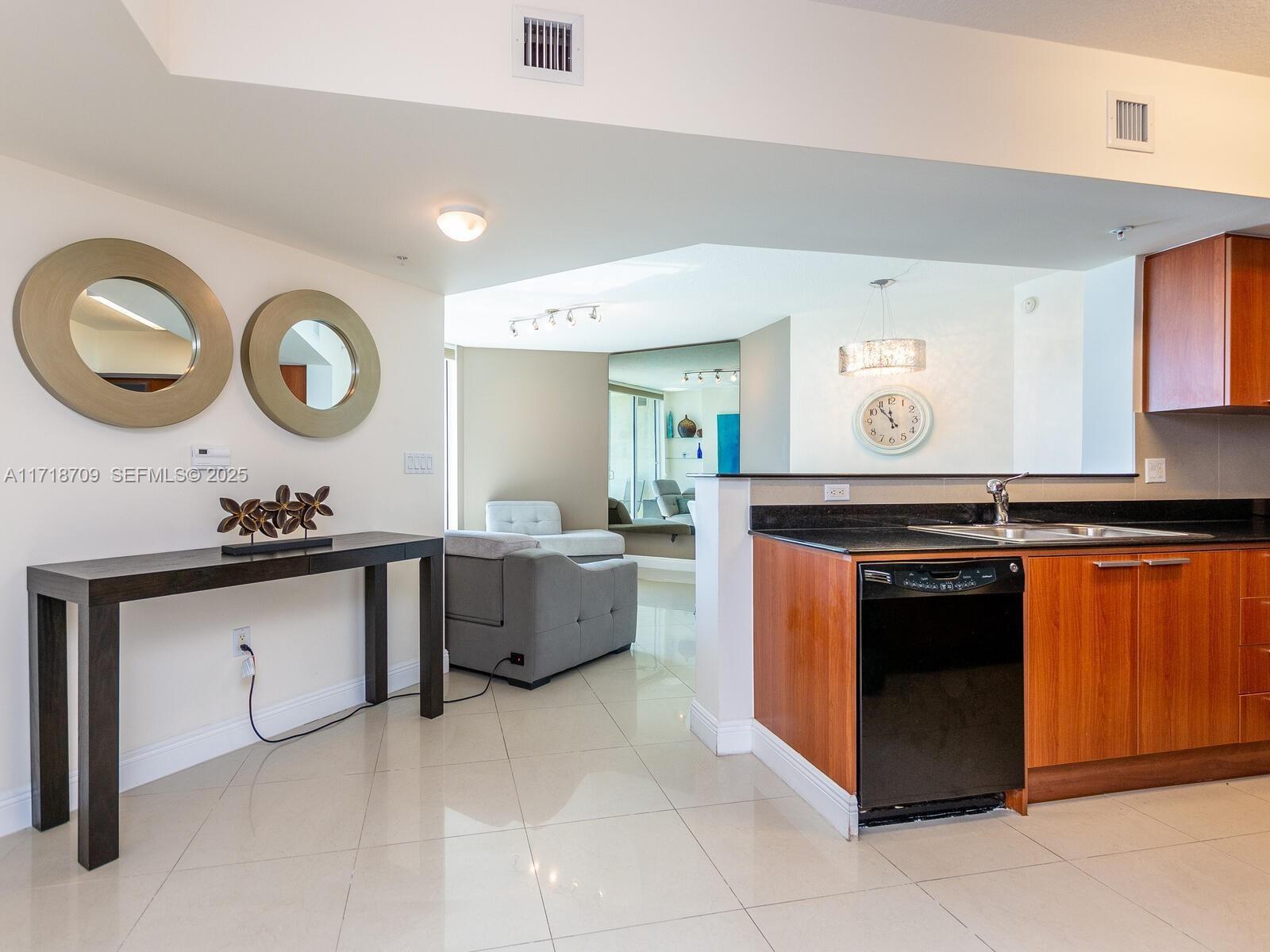 16699 Collins Ave #1709, Sunny Isles Beach FL 33160