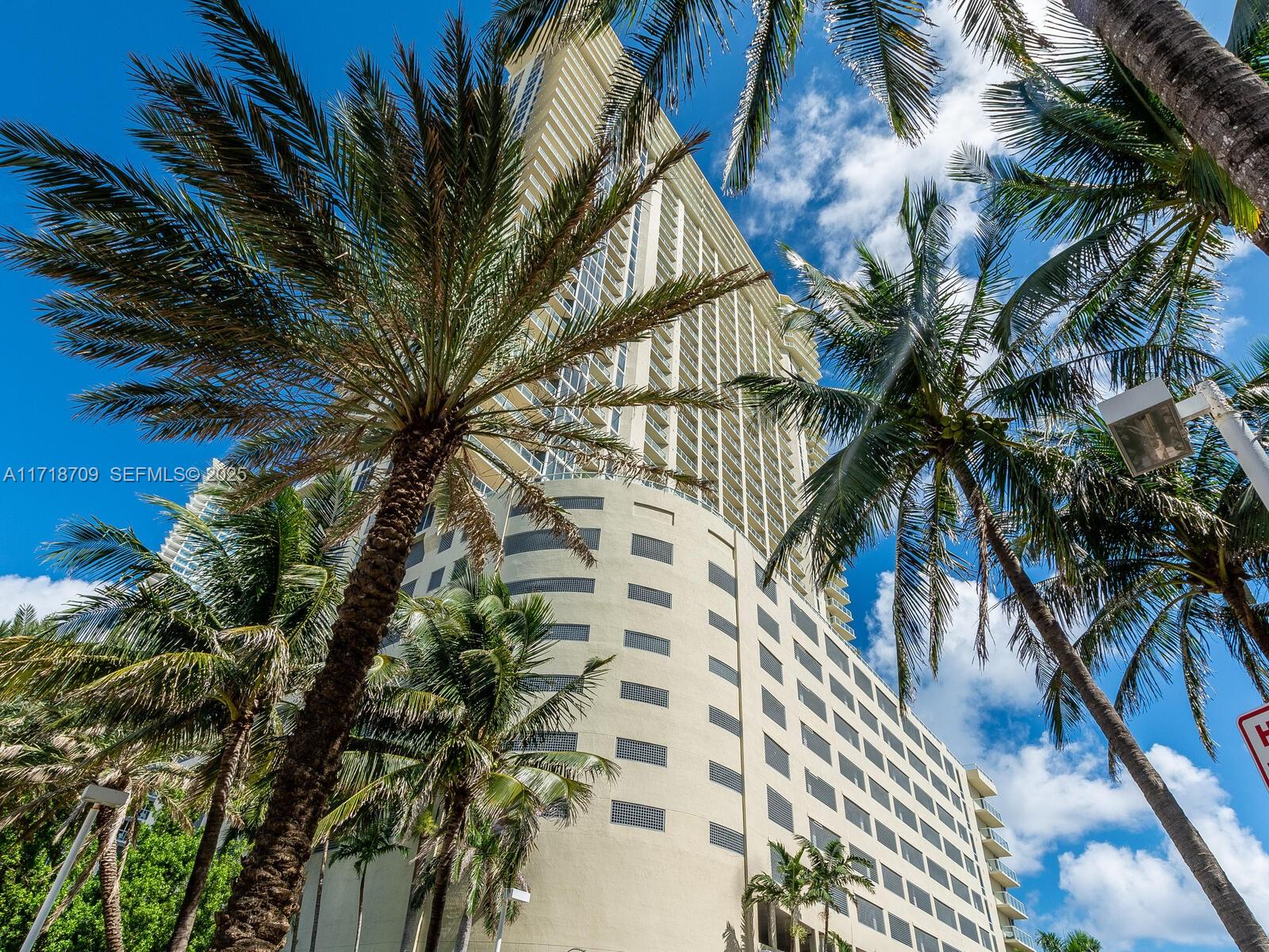 16699 Collins Ave #1709, Sunny Isles Beach FL 33160