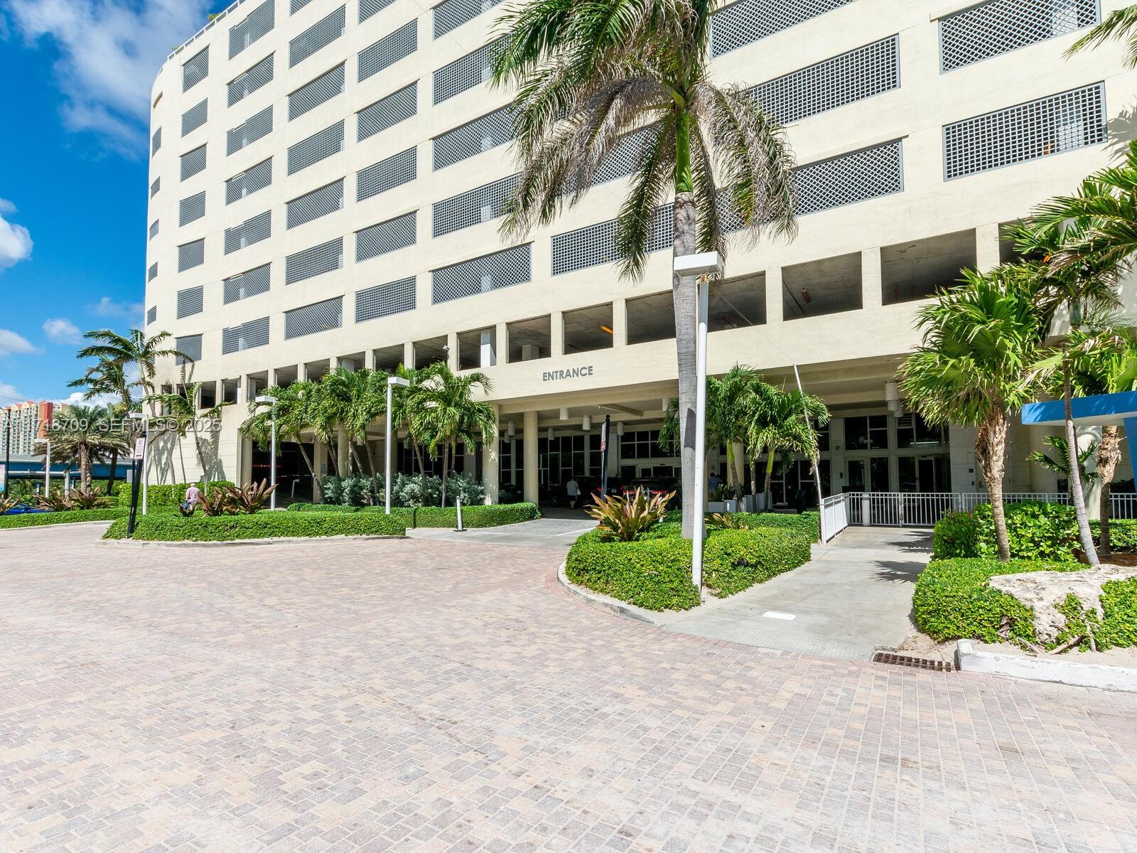 16699 Collins Ave #1709, Sunny Isles Beach FL 33160