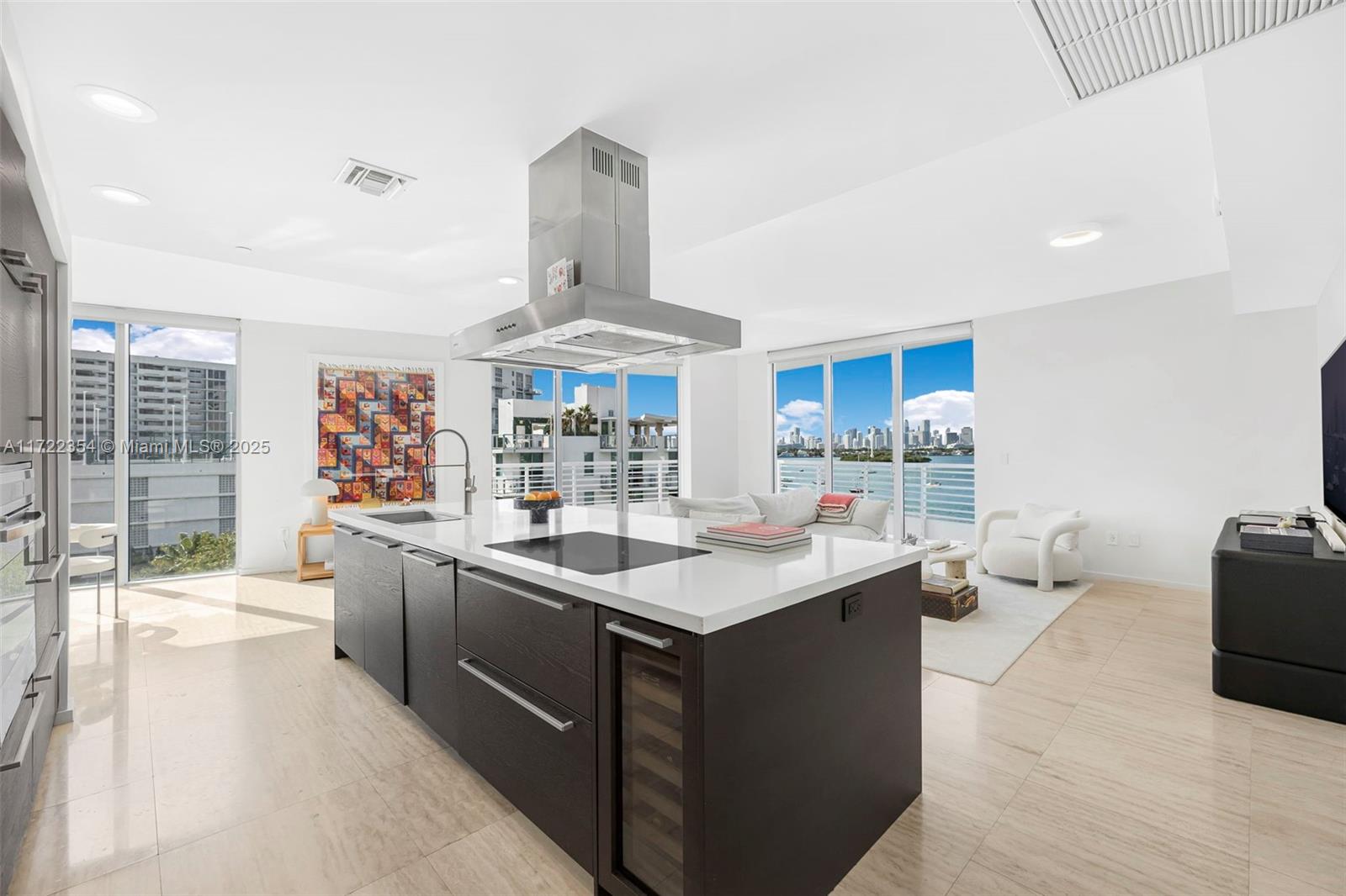 1445 16th St #703, Miami Beach FL 33139