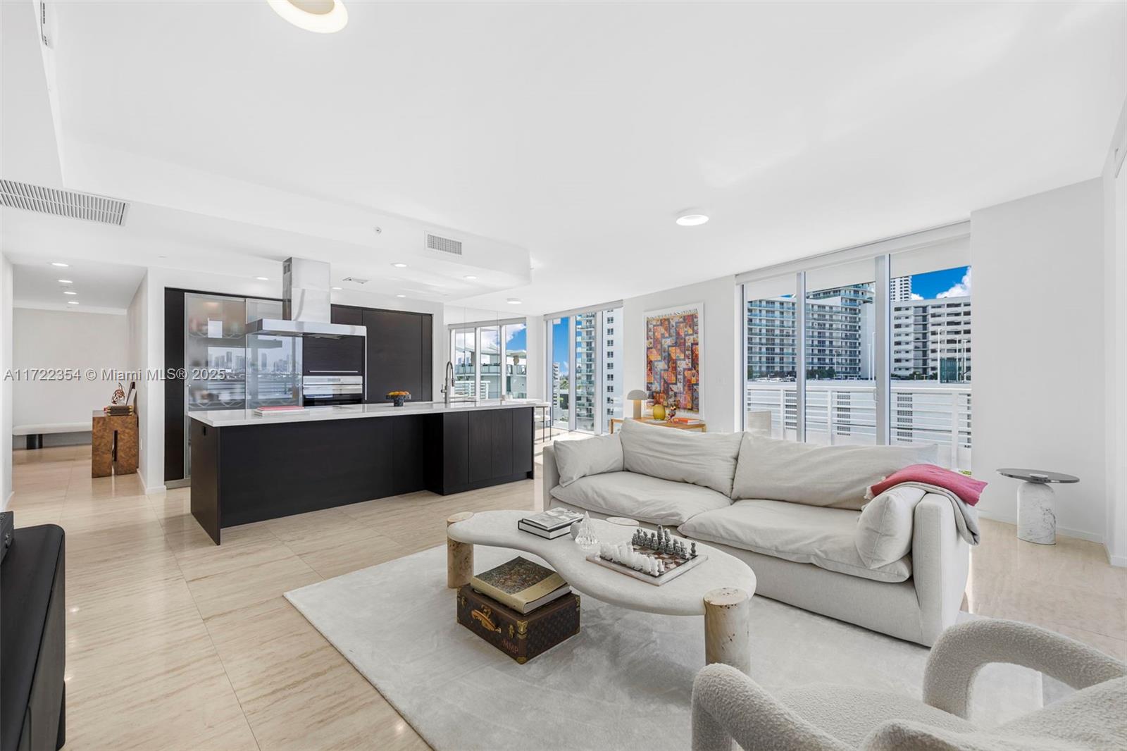 1445 16th St #703, Miami Beach FL 33139