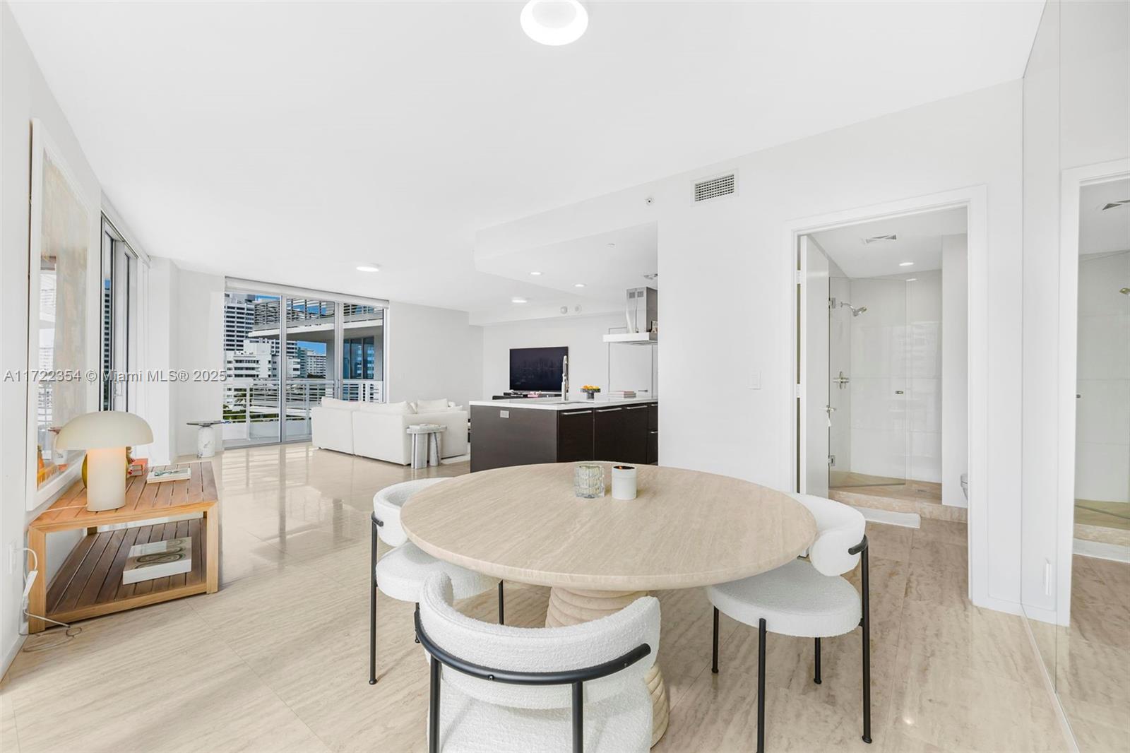 1445 16th St #703, Miami Beach FL 33139