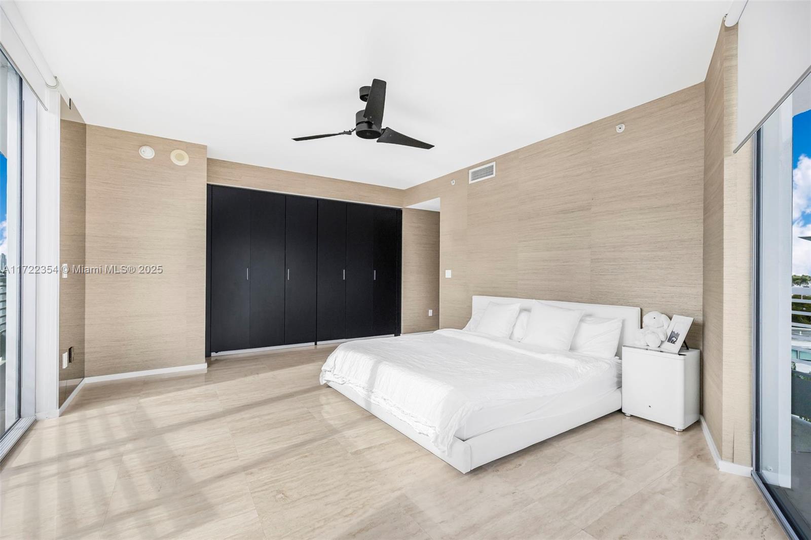 1445 16th St #703, Miami Beach FL 33139